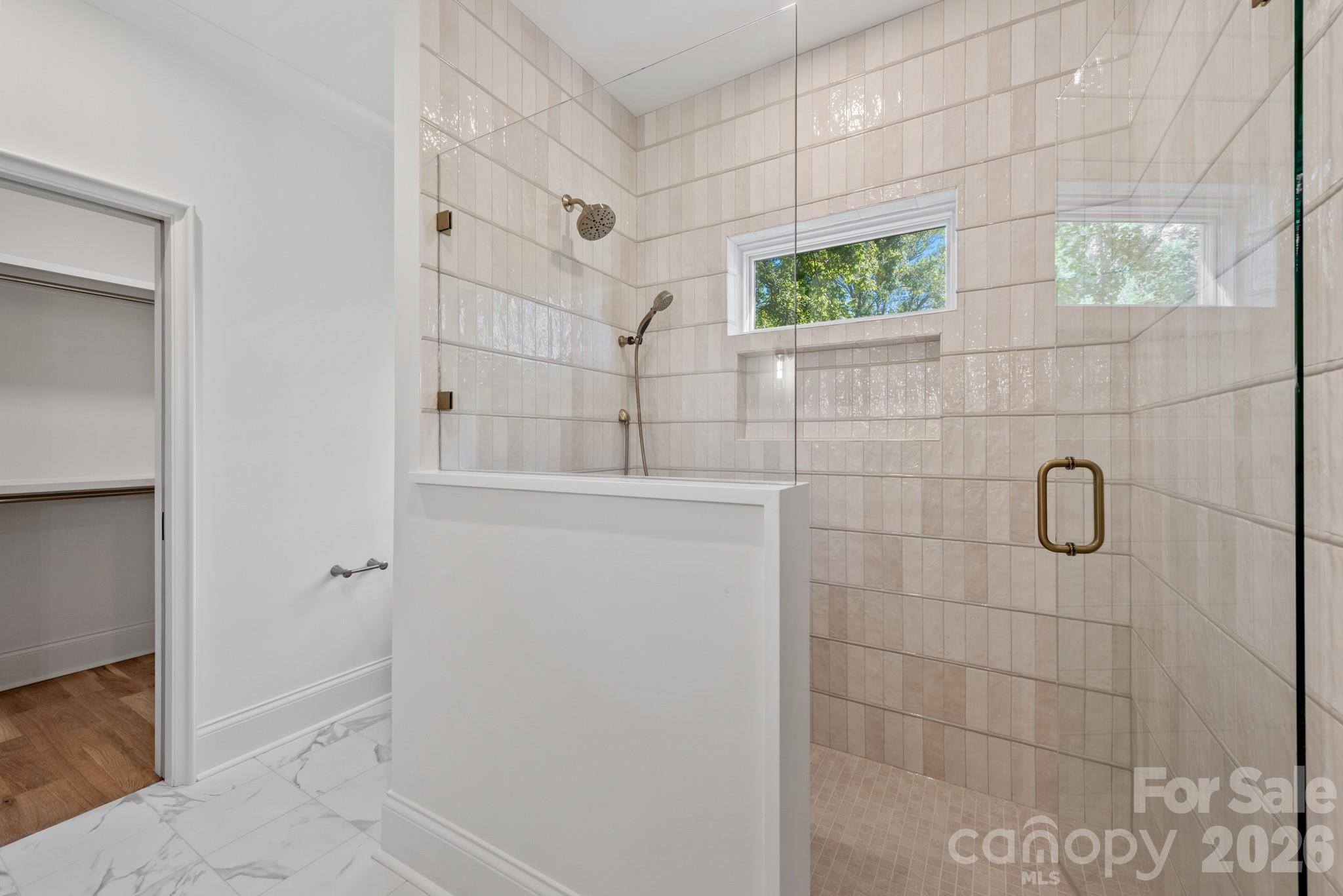 Single Family Residence at 133 Wonderwood Drive, Charlotte, photo 32 of 48