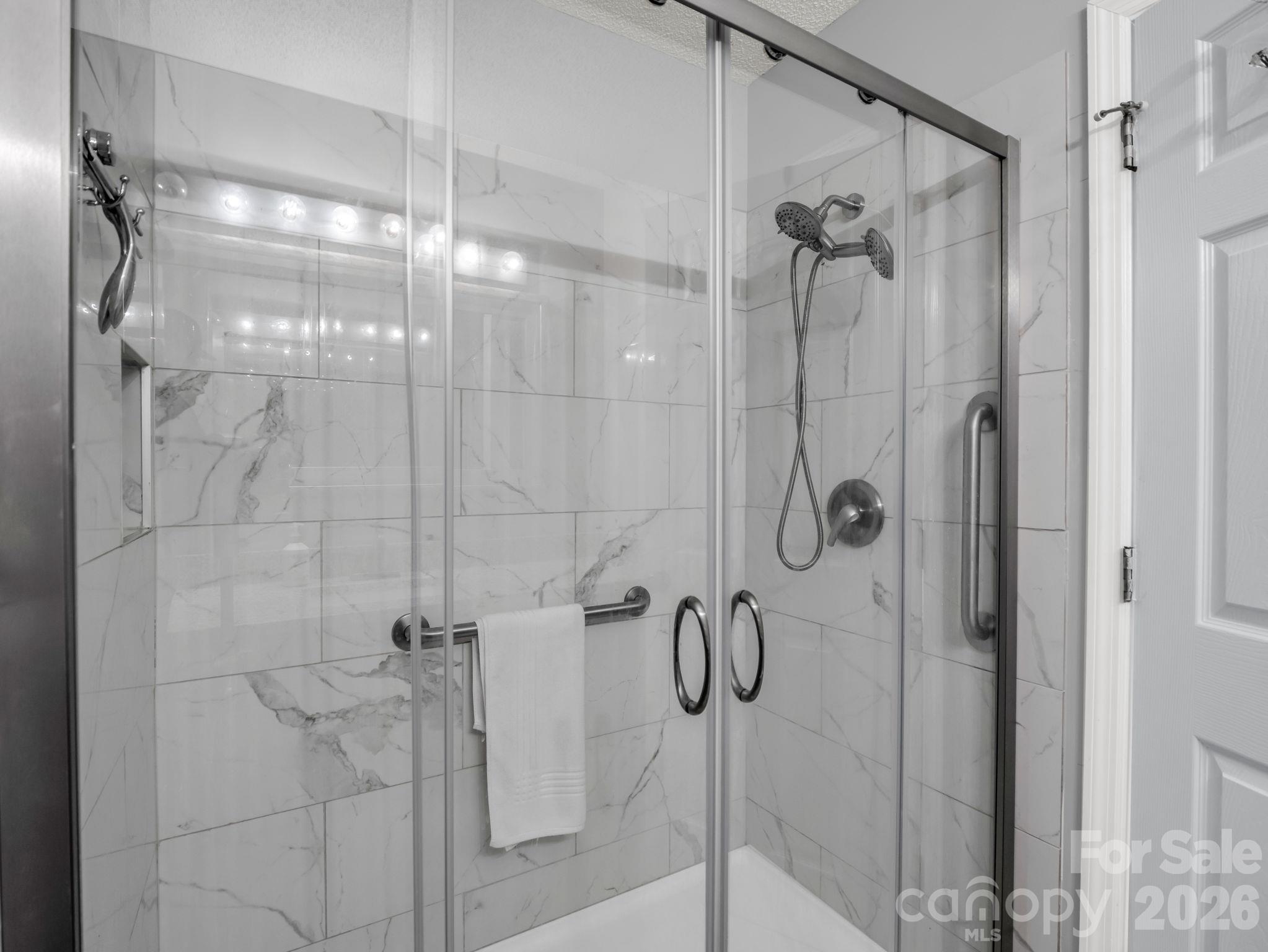 Primary Bath - 121 Quail Run Court, Lake Lure