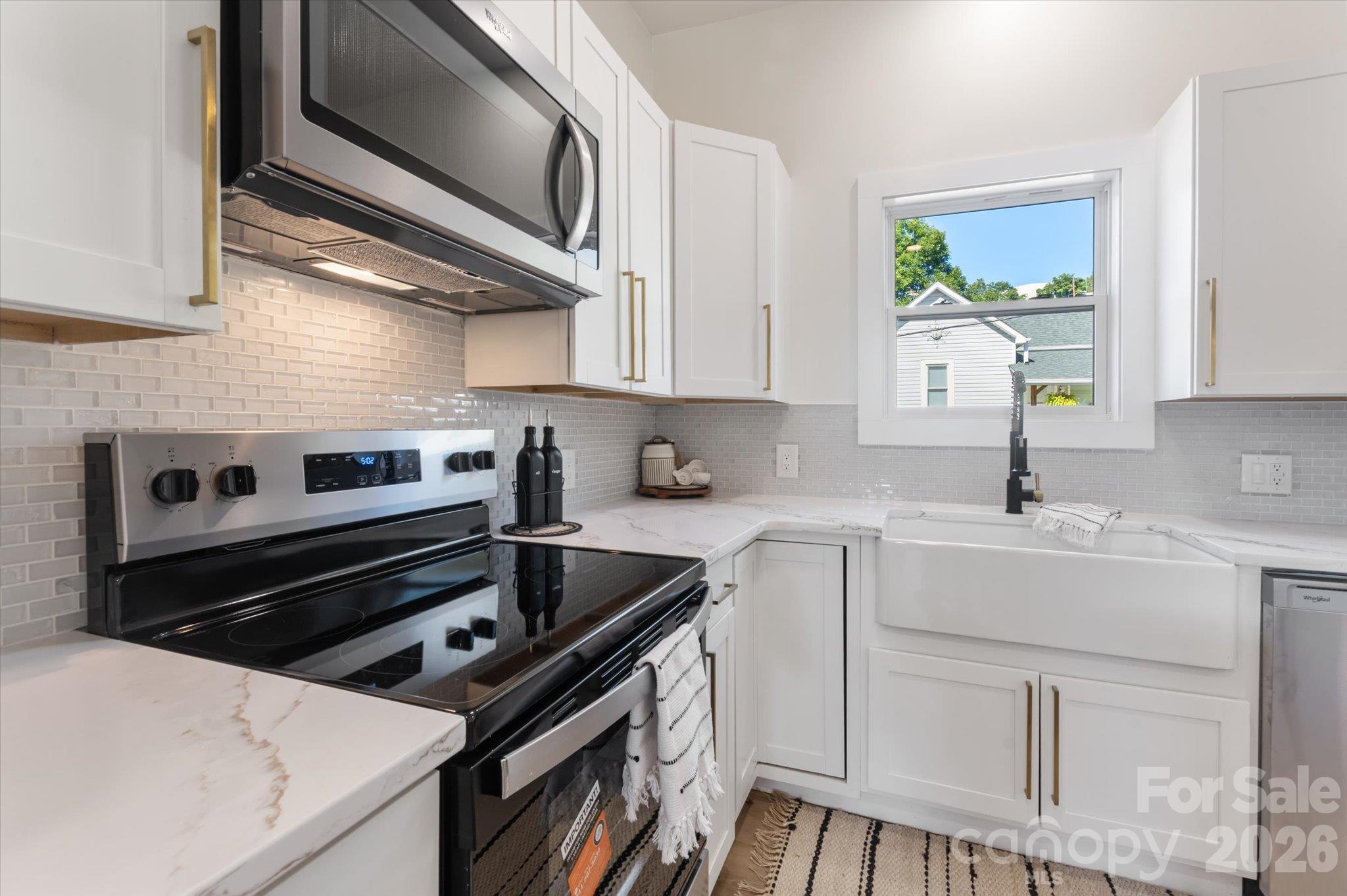 Single Family Residence at 45 Gladden Street, Marion, photo 10 of 41