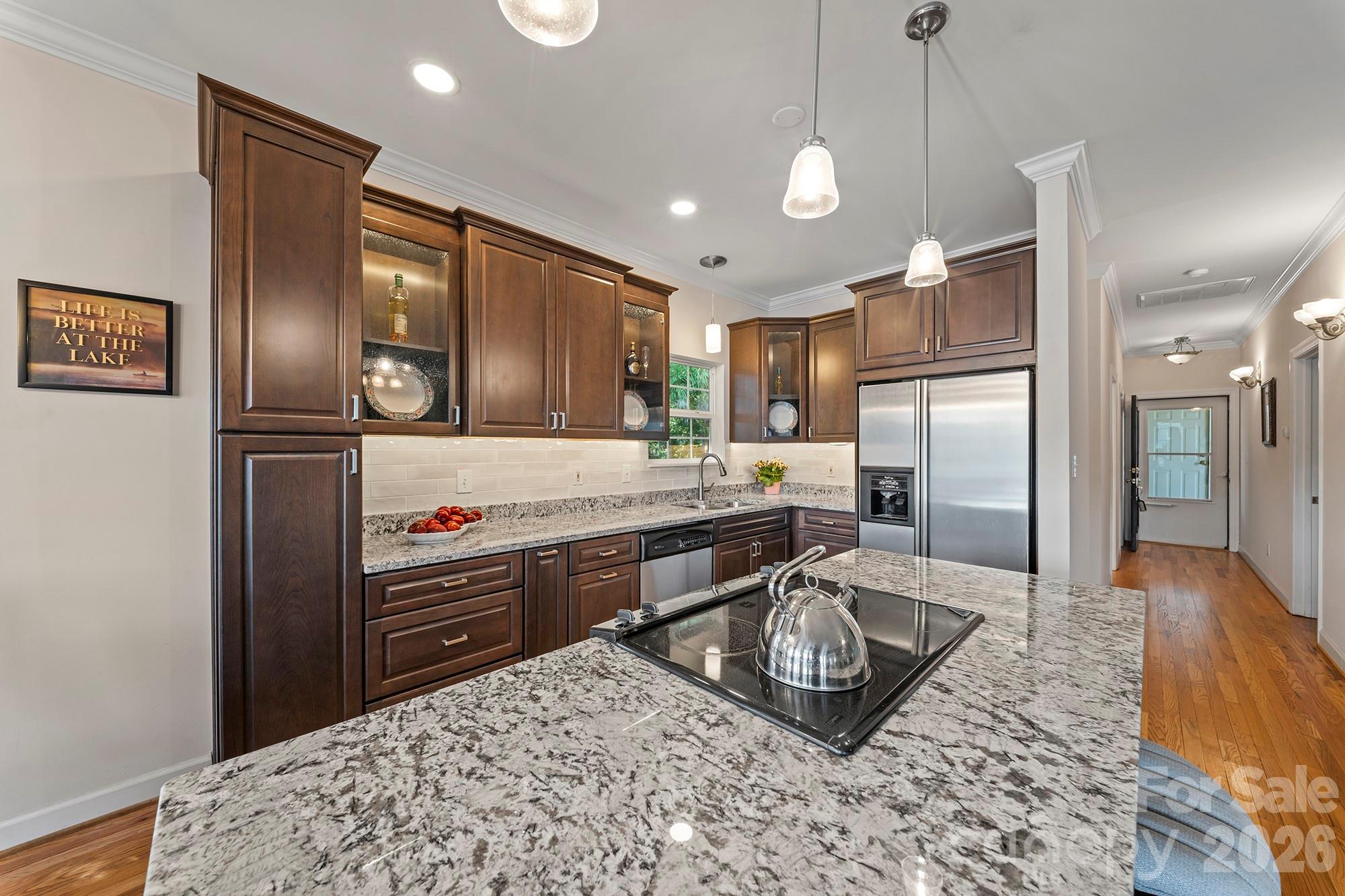Single Family Residence at 348 Shoreline Road, New London, photo 10 of 48