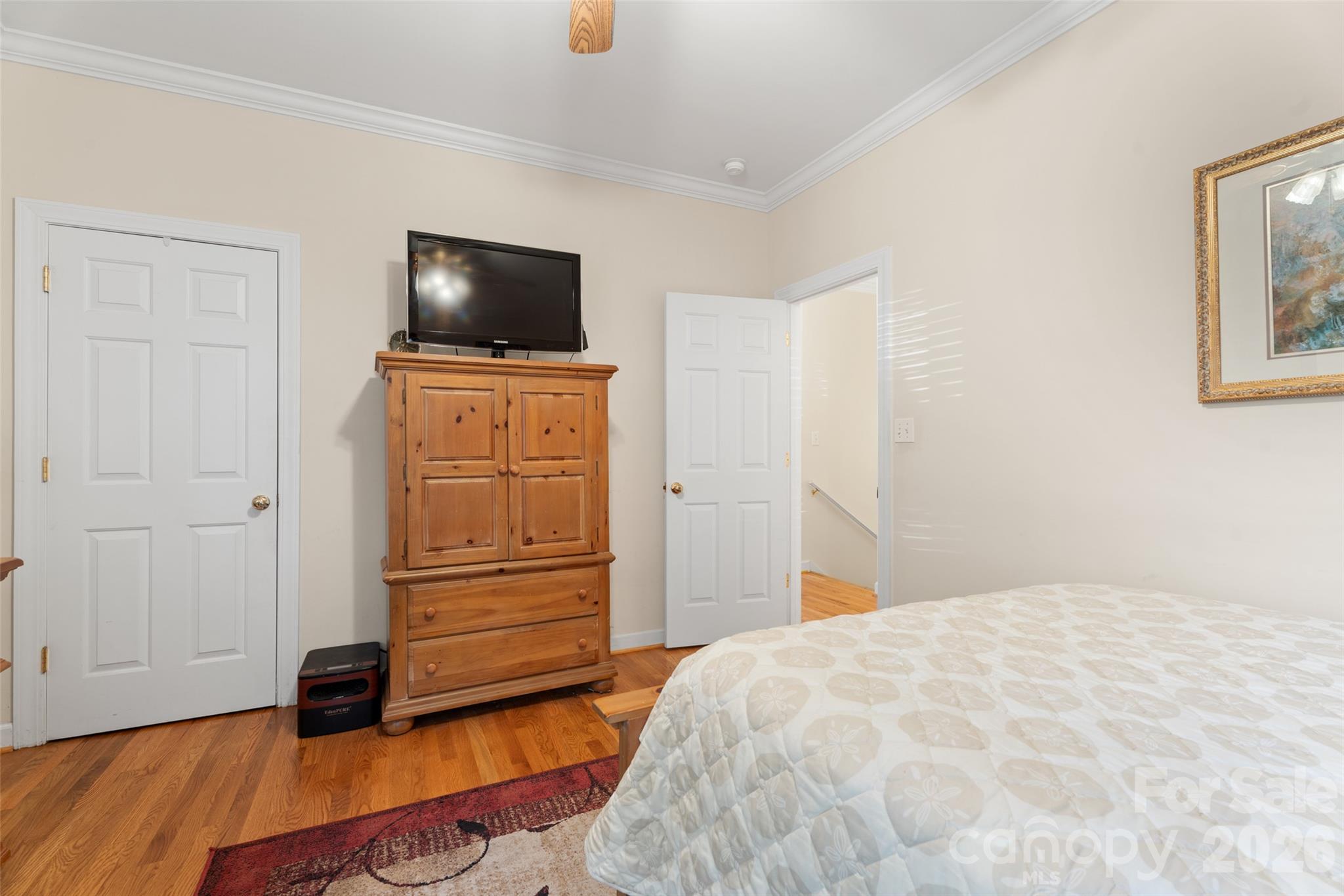 Single Family Residence at 348 Shoreline Road, New London, photo 24 of 48