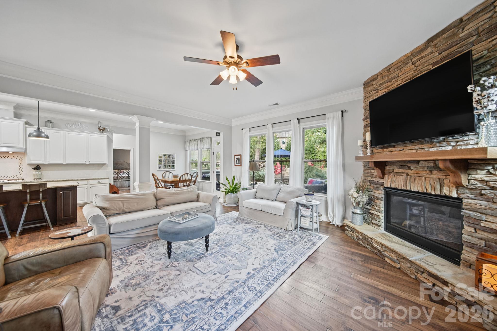 Single Family Residence at 2028 Donovan Drive, Matthews, photo 12 of 48