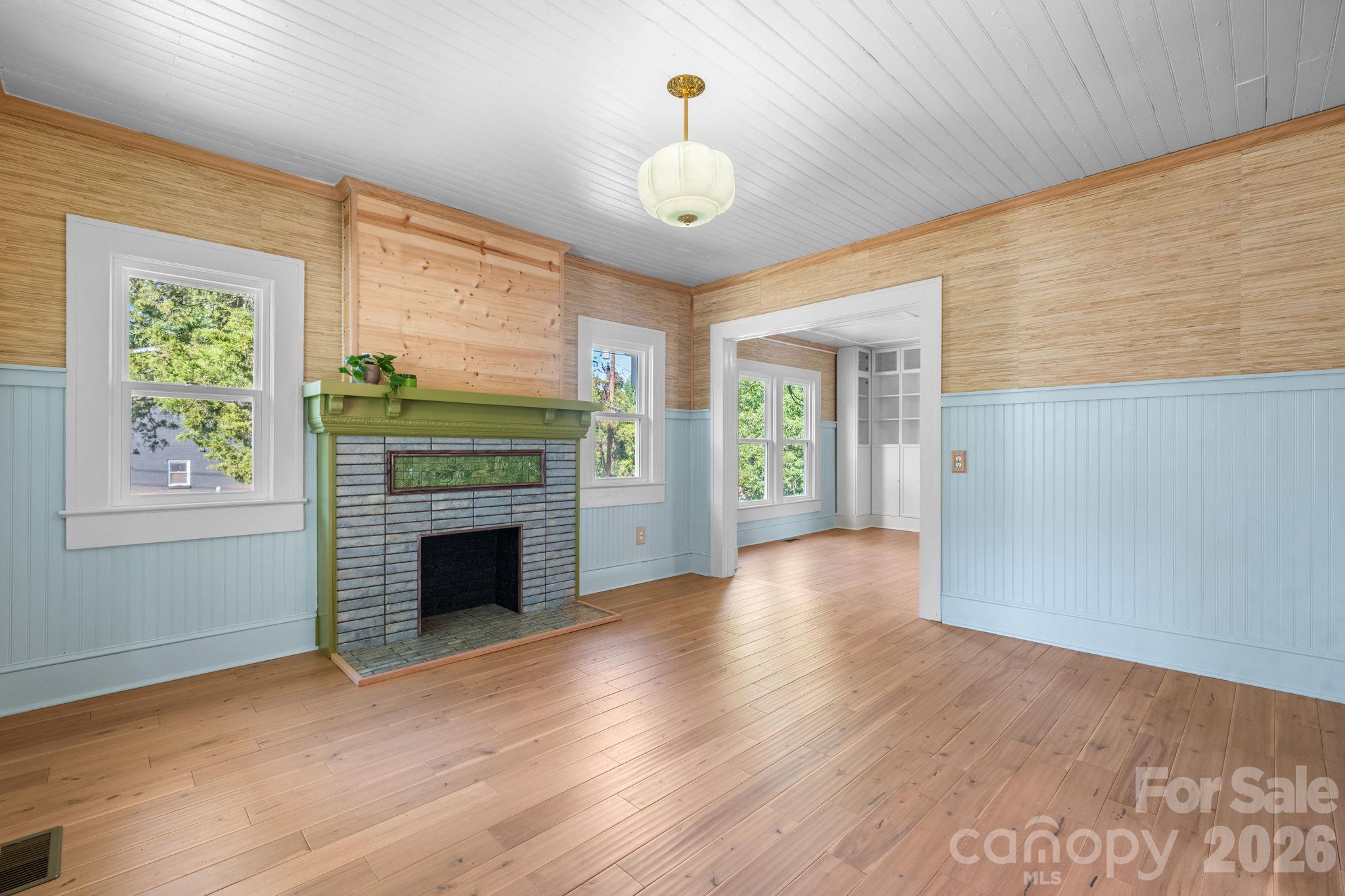 Single Family Residence at 411 4th Street SE, Hickory, photo 6 of 31