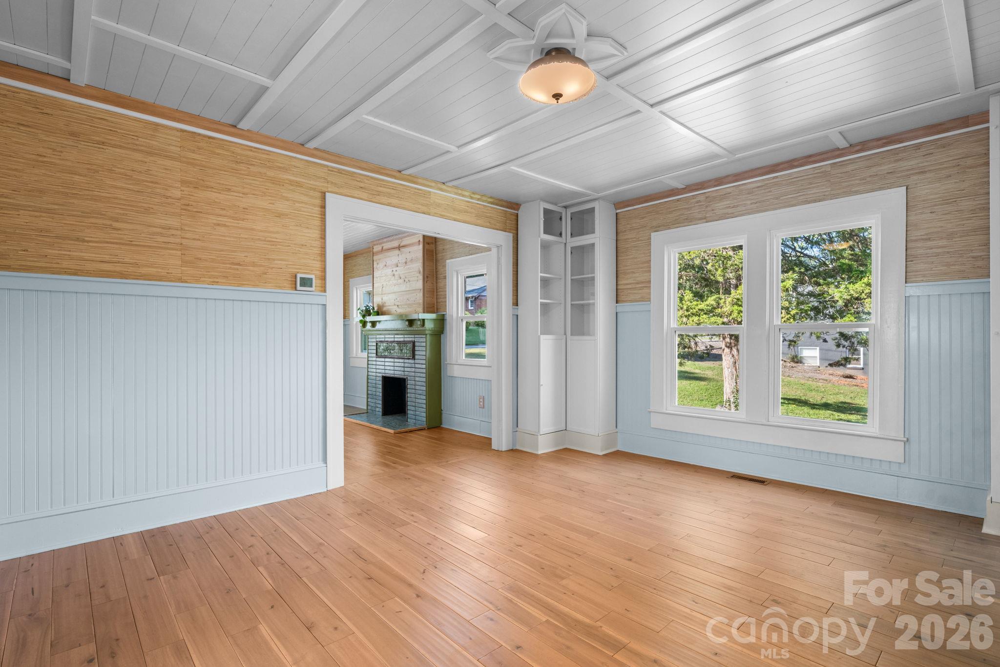 Single Family Residence at 411 4th Street SE, Hickory, photo 10 of 31