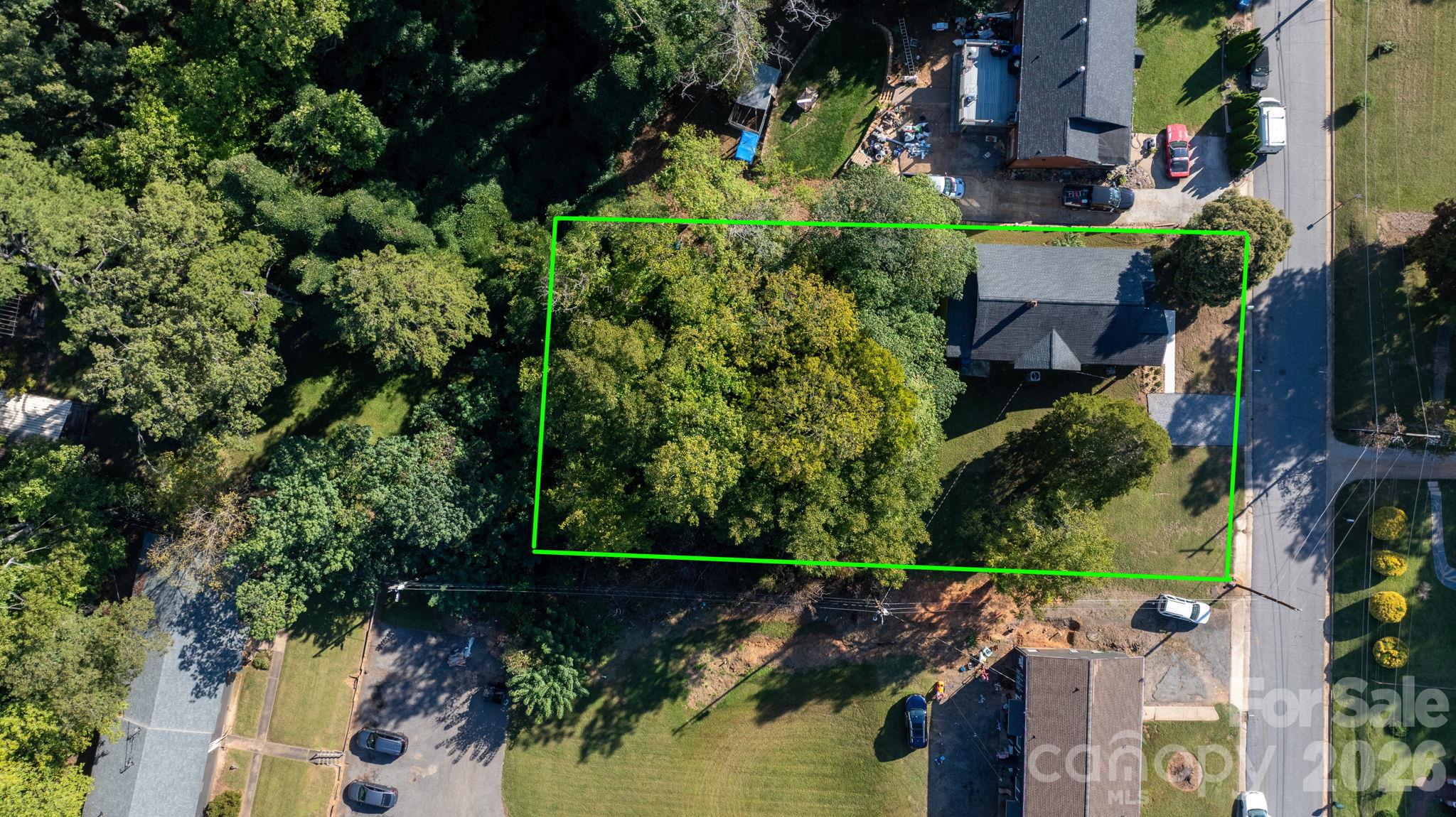 Single Family Residence at 411 4th Street SE, Hickory, photo 31 of 31