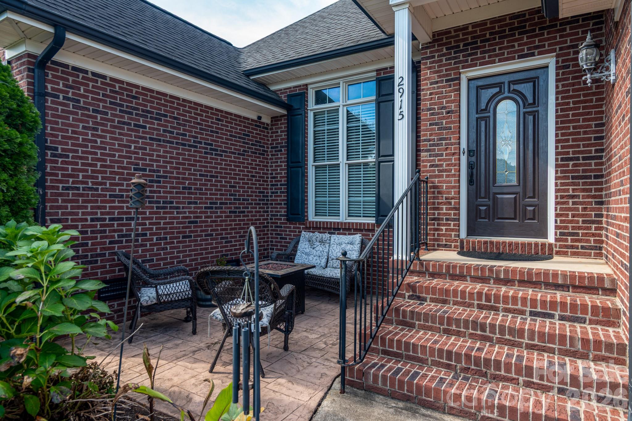 Cozy patio in front! - 2915 Woodfield Lane, Lincolnton