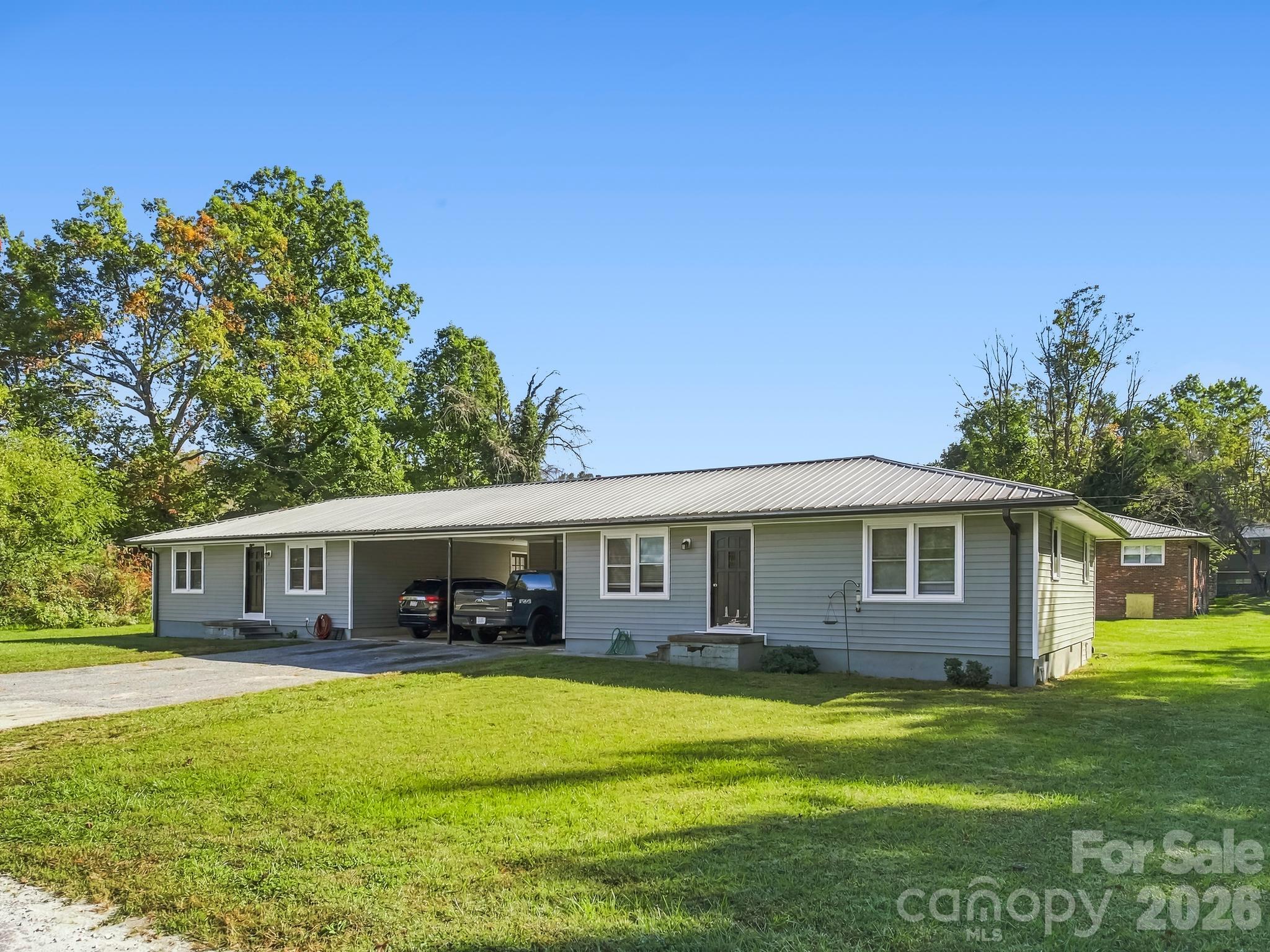 Duplex on Randolph Ave - 17 Randolph Avenue, Flat Rock