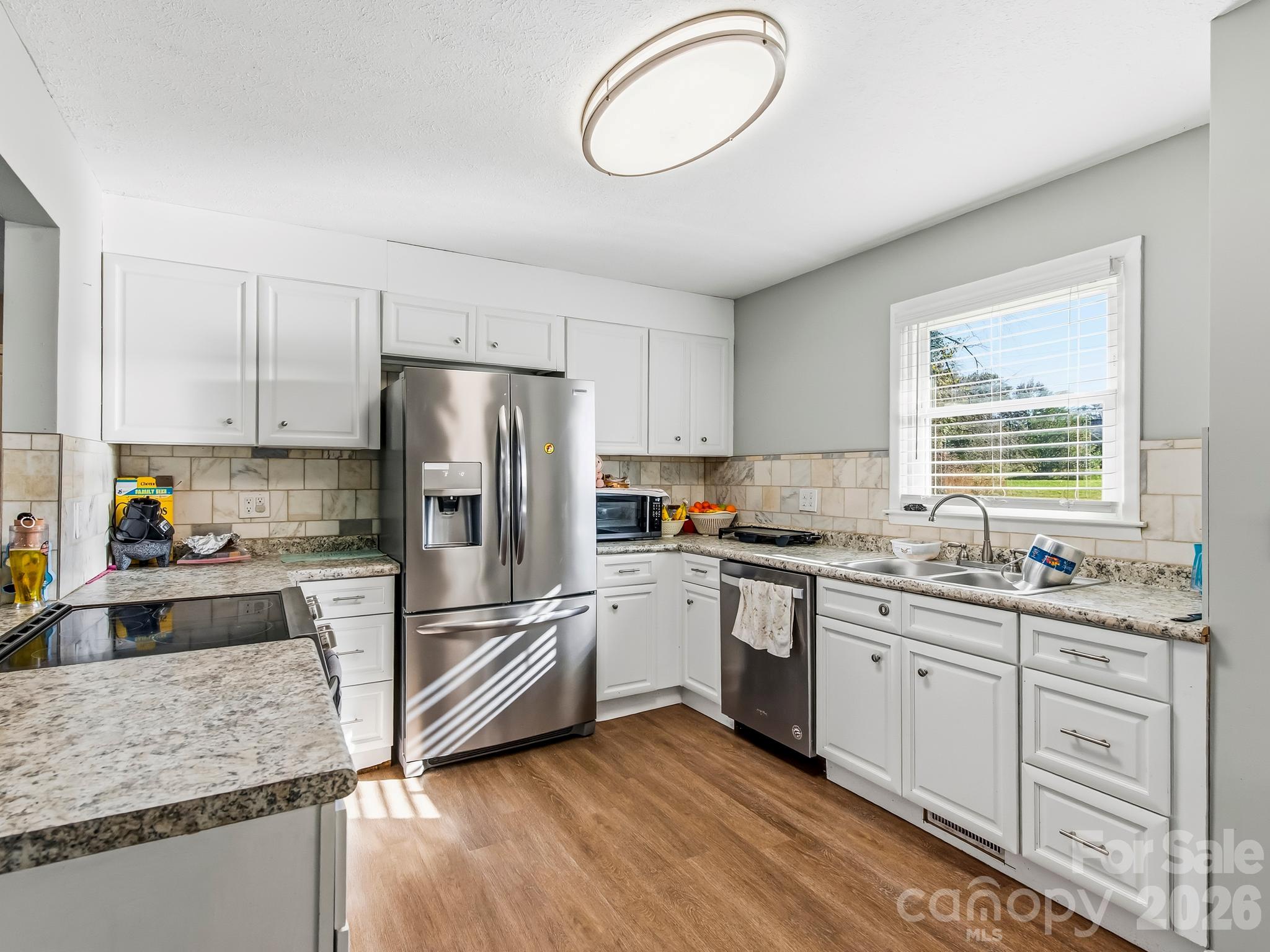 Kitchen - 17 Randolph Avenue, Flat Rock