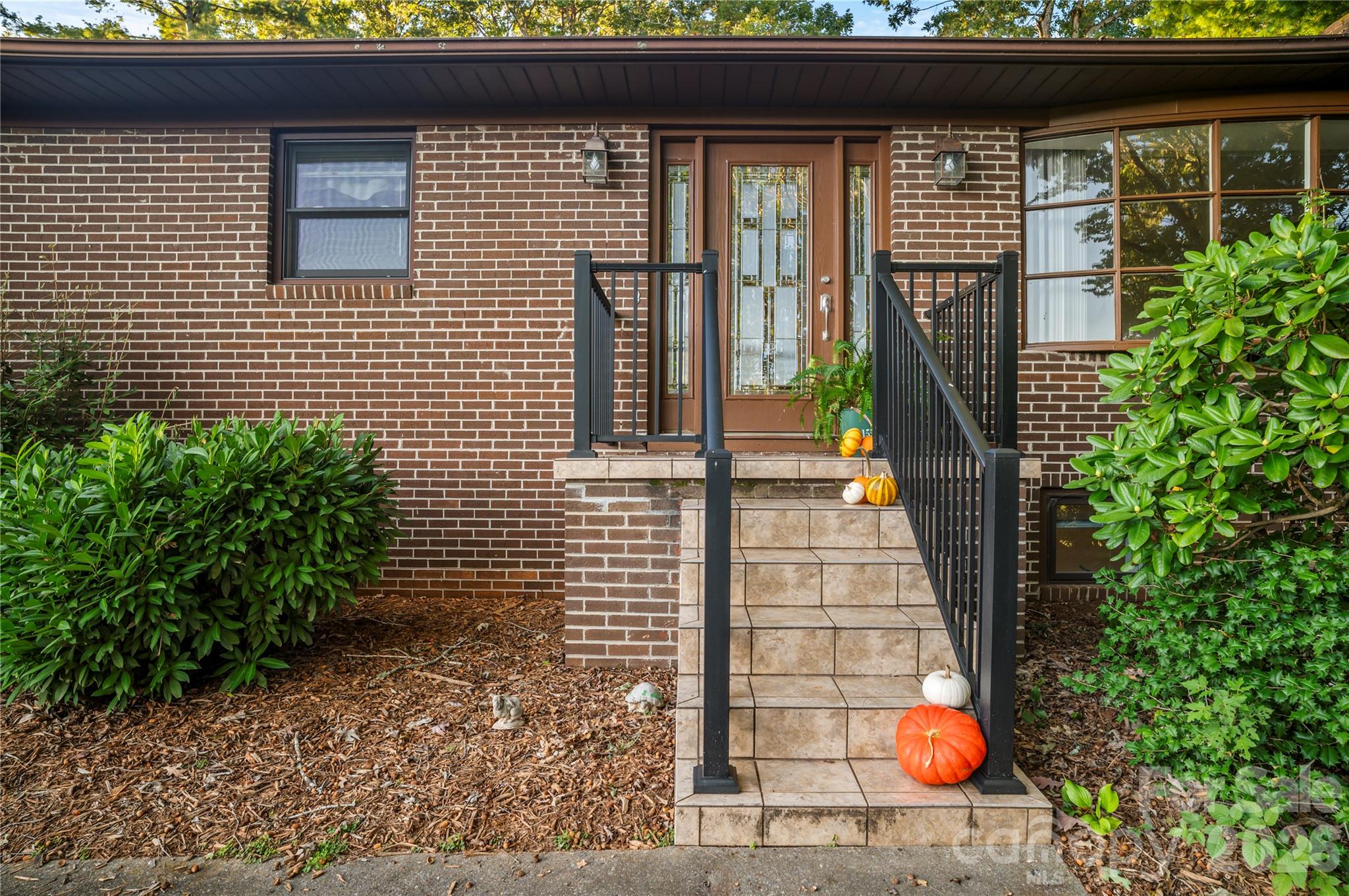 Single Family Residence at 9 Fullam Drive, Arden, photo 8 of 46