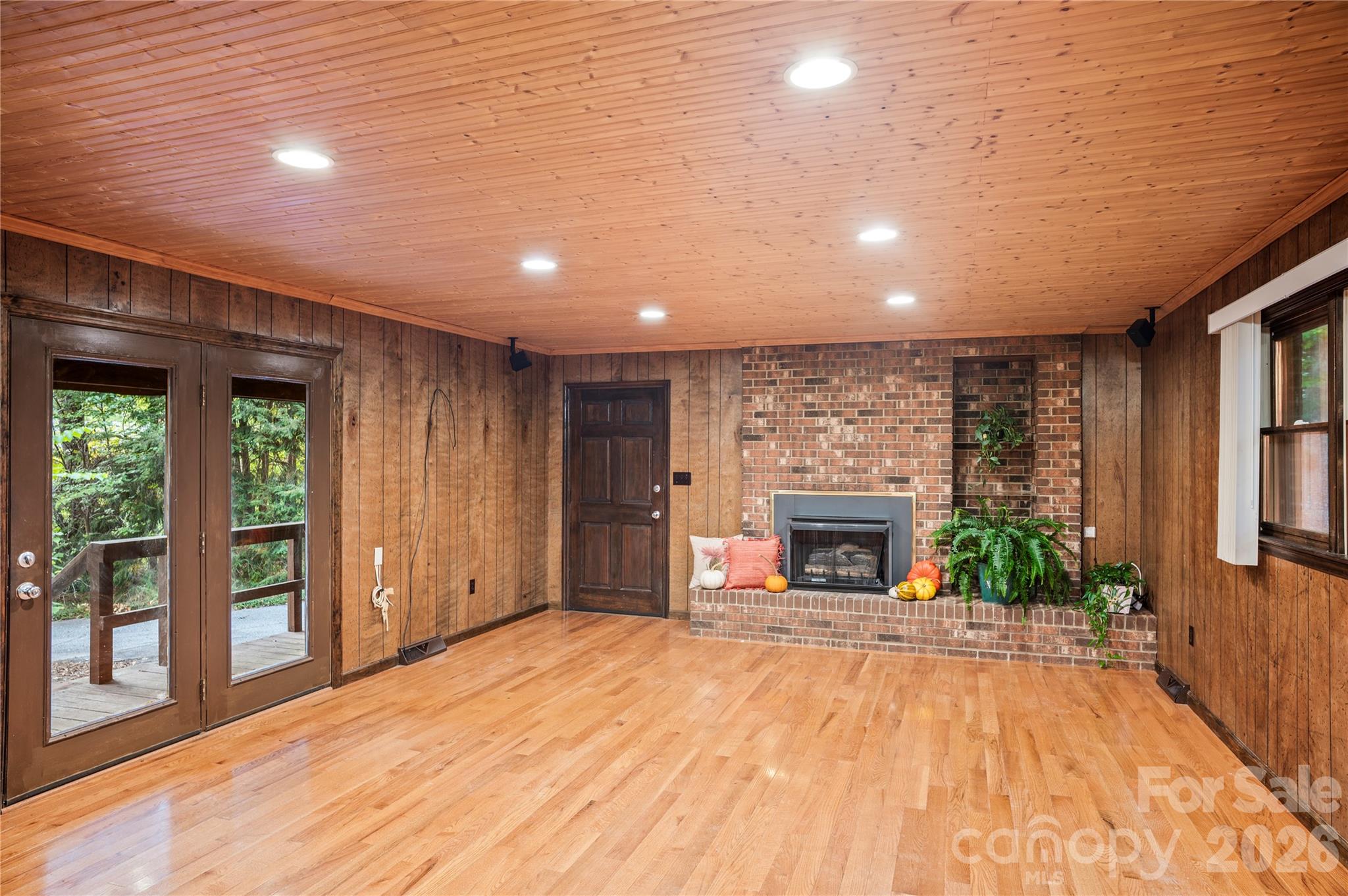 Single Family Residence at 9 Fullam Drive, Arden, photo 30 of 46
