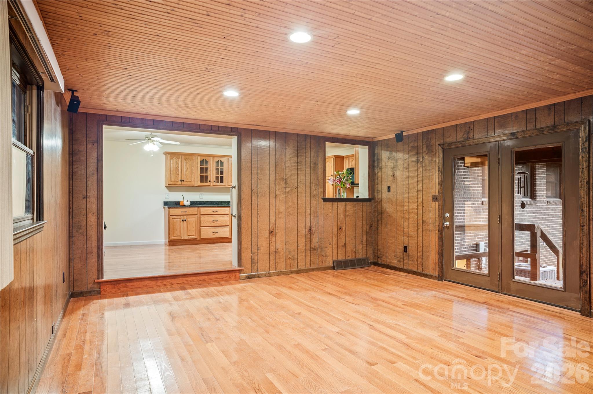 Single Family Residence at 9 Fullam Drive, Arden, photo 31 of 46