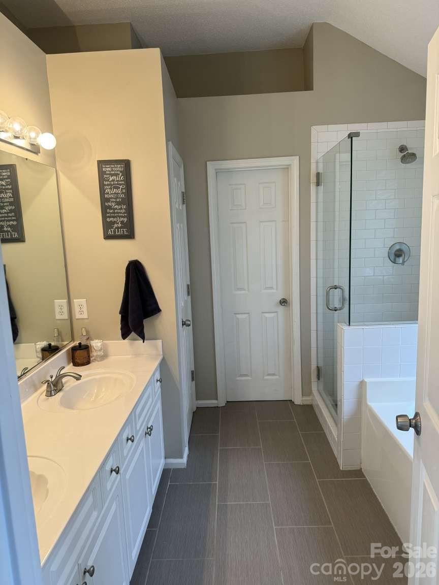 Single Family Residence at 715 W Cheval Drive, Fort Mill, photo 26 of 31
