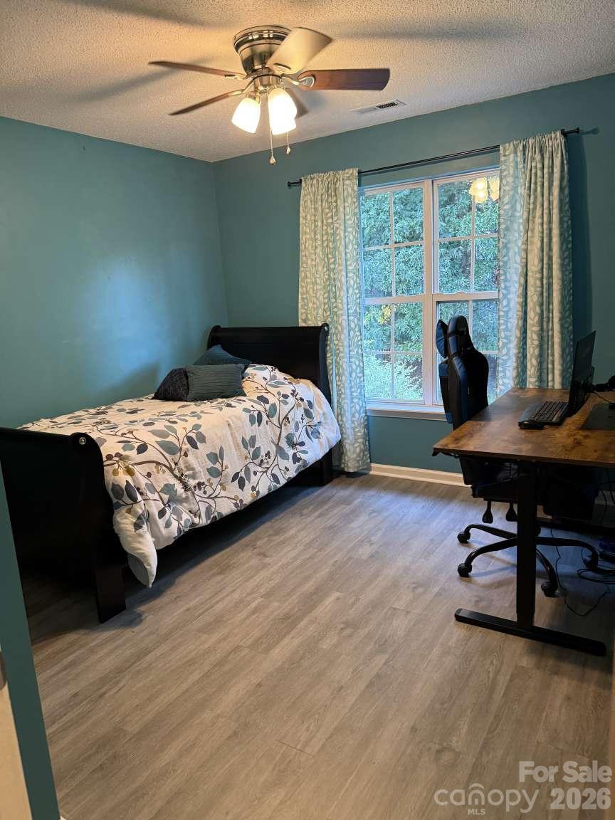 Single Family Residence at 715 W Cheval Drive, Fort Mill, photo 27 of 31