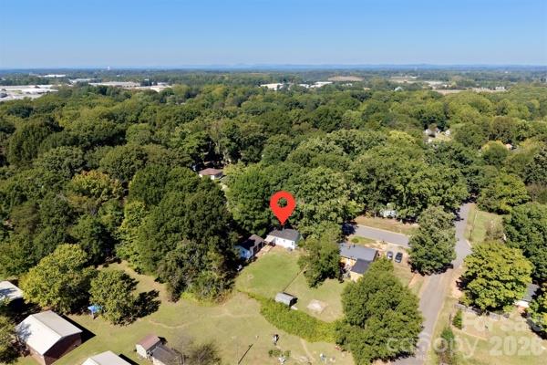 Single Family Residence at 1411 Reid Street, Statesville, photo 26 of 27