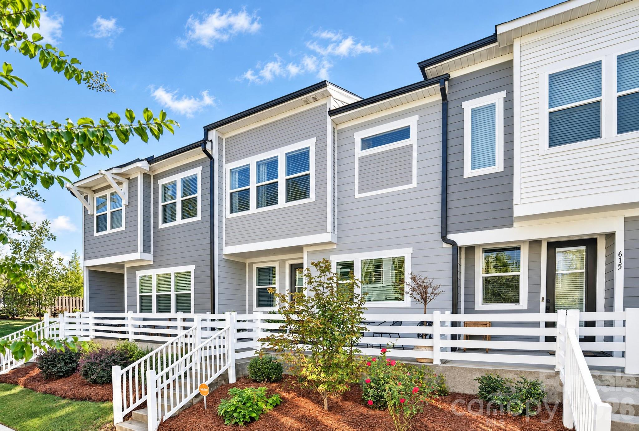 Townhouse at 619 Myrick Alley, Charlotte, photo 2 of 24