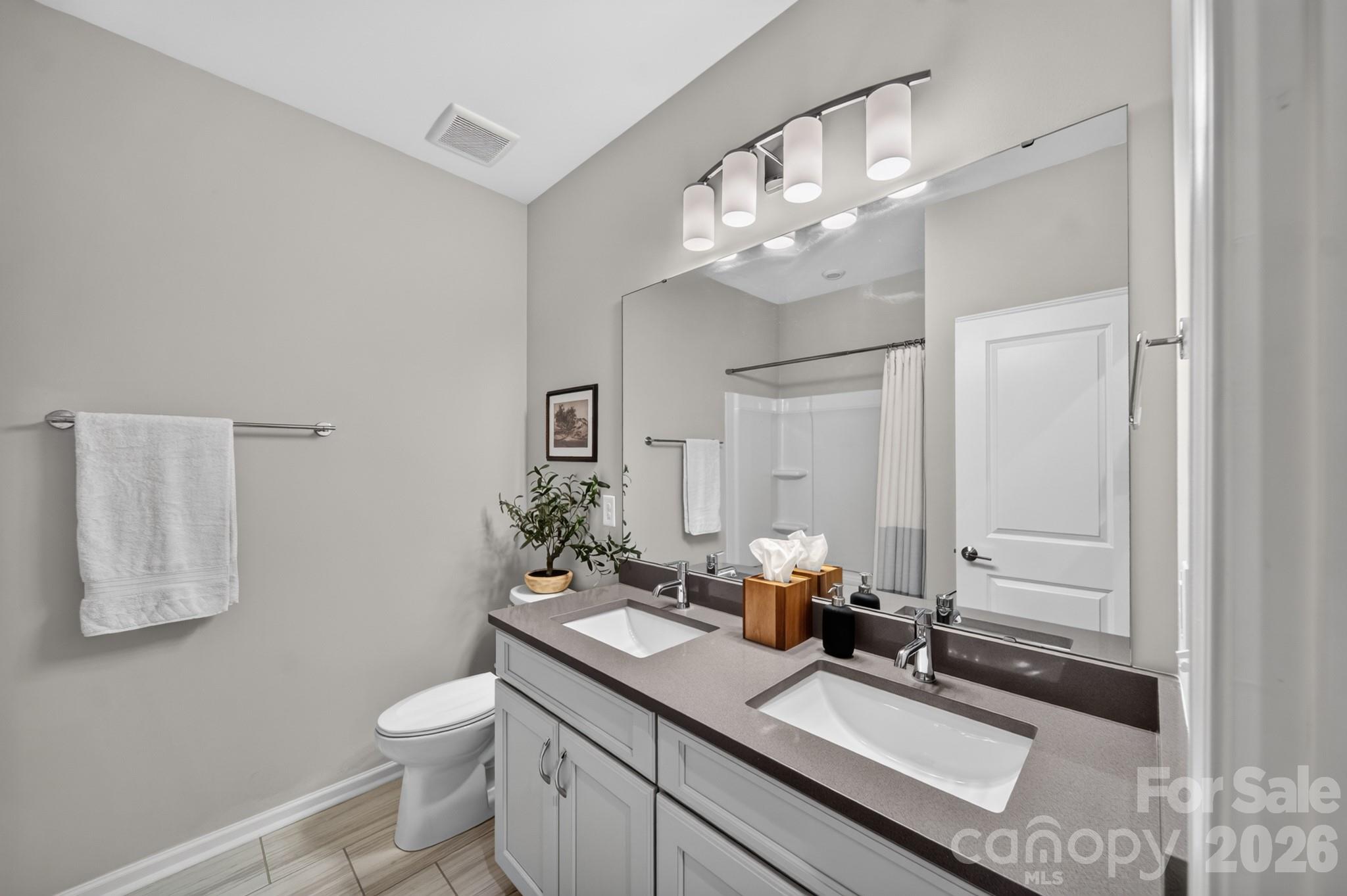 Townhouse at 619 Myrick Alley, Charlotte, photo 19 of 24