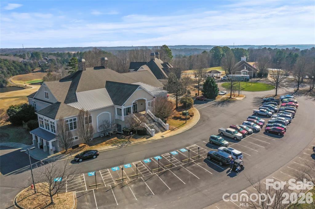 Townhouse at 114 Inlet Point Drive, Tega Cay, photo 35 of 37