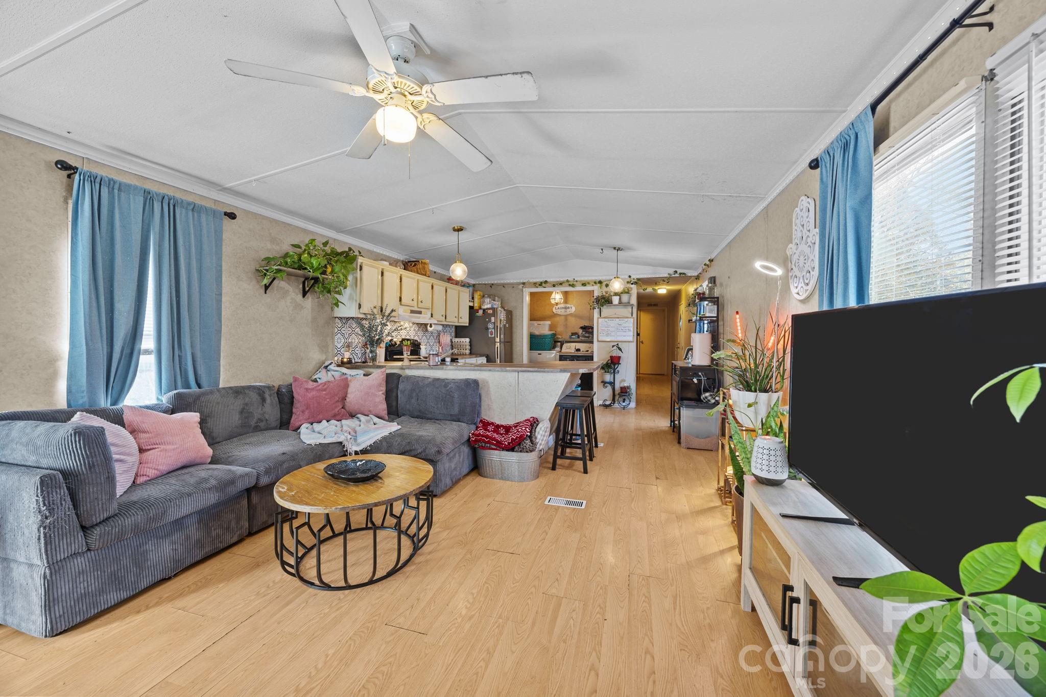 Single Family Residence at 3178 Foxford Drive, Concord, photo 23 of 50