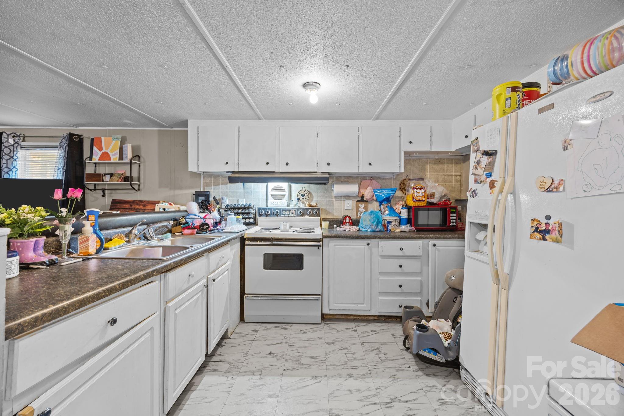 Single Family Residence at 3178 Foxford Drive, Concord, photo 32 of 50