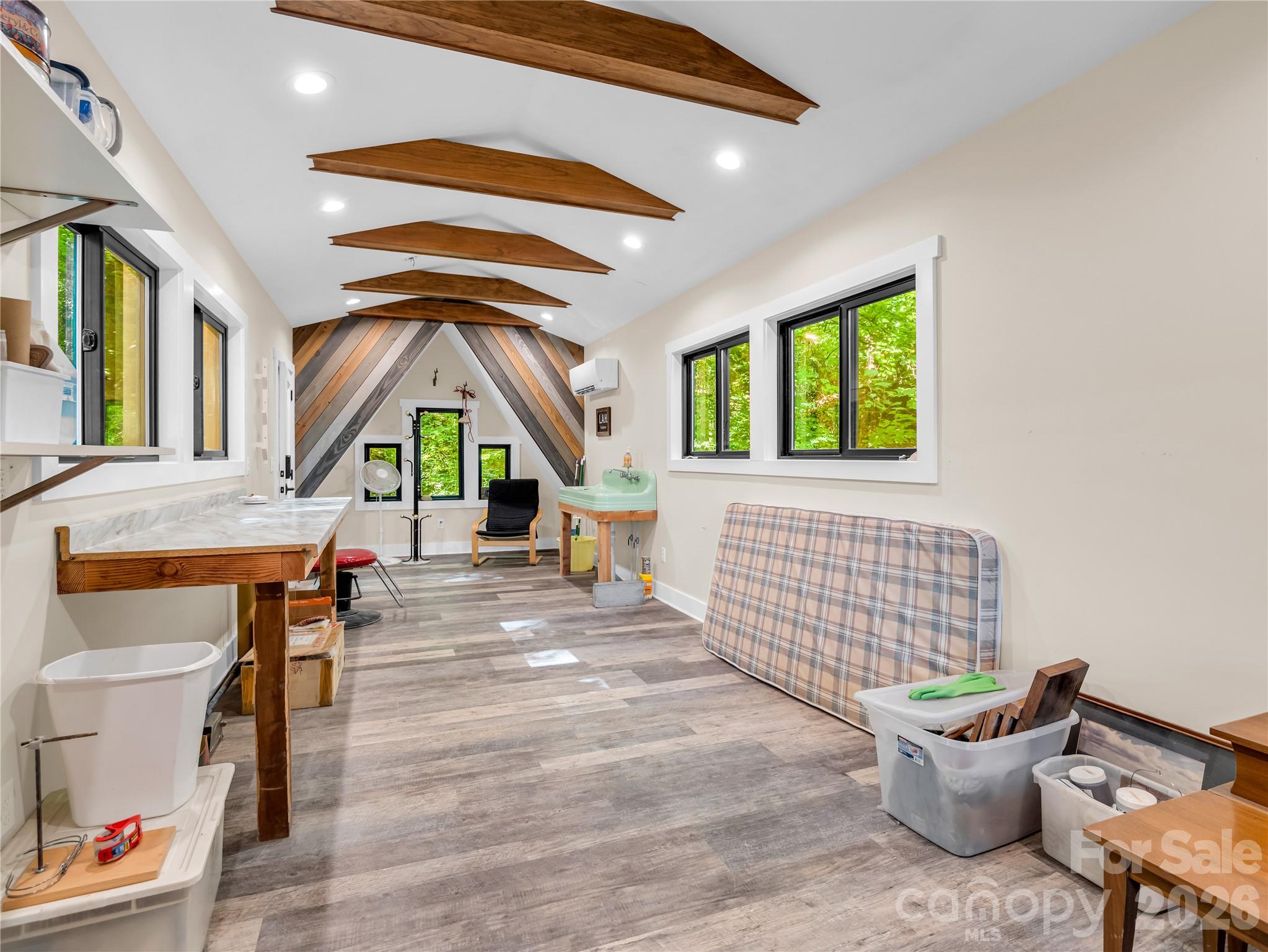 Single Family Residence at 325 Tryon Bay Circle, Lake Lure, photo 11 of 45