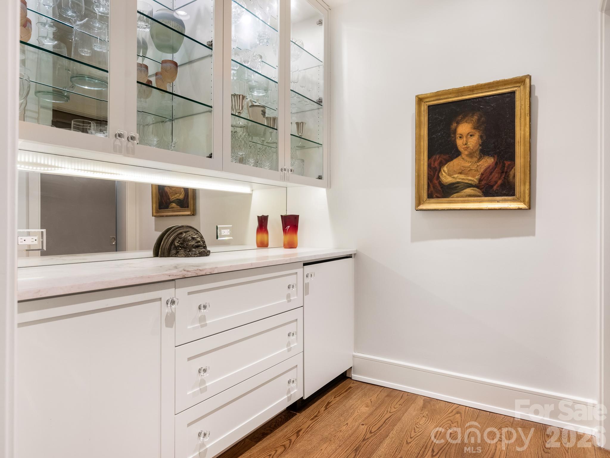 Bar area /Scullery - 2633 Richardson Drive, Charlotte