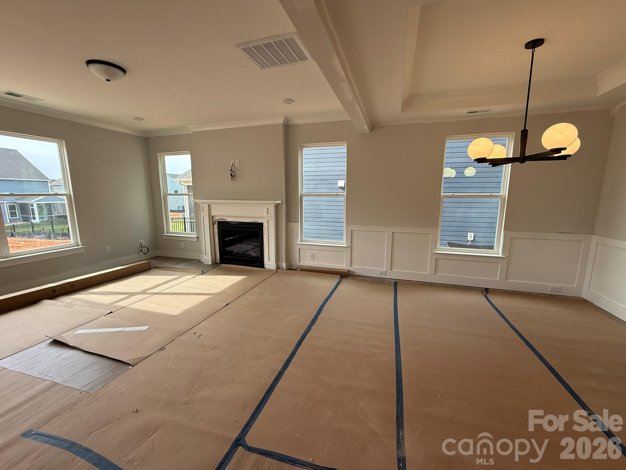 Family Room - 2223 Caravan Lane, Stanley