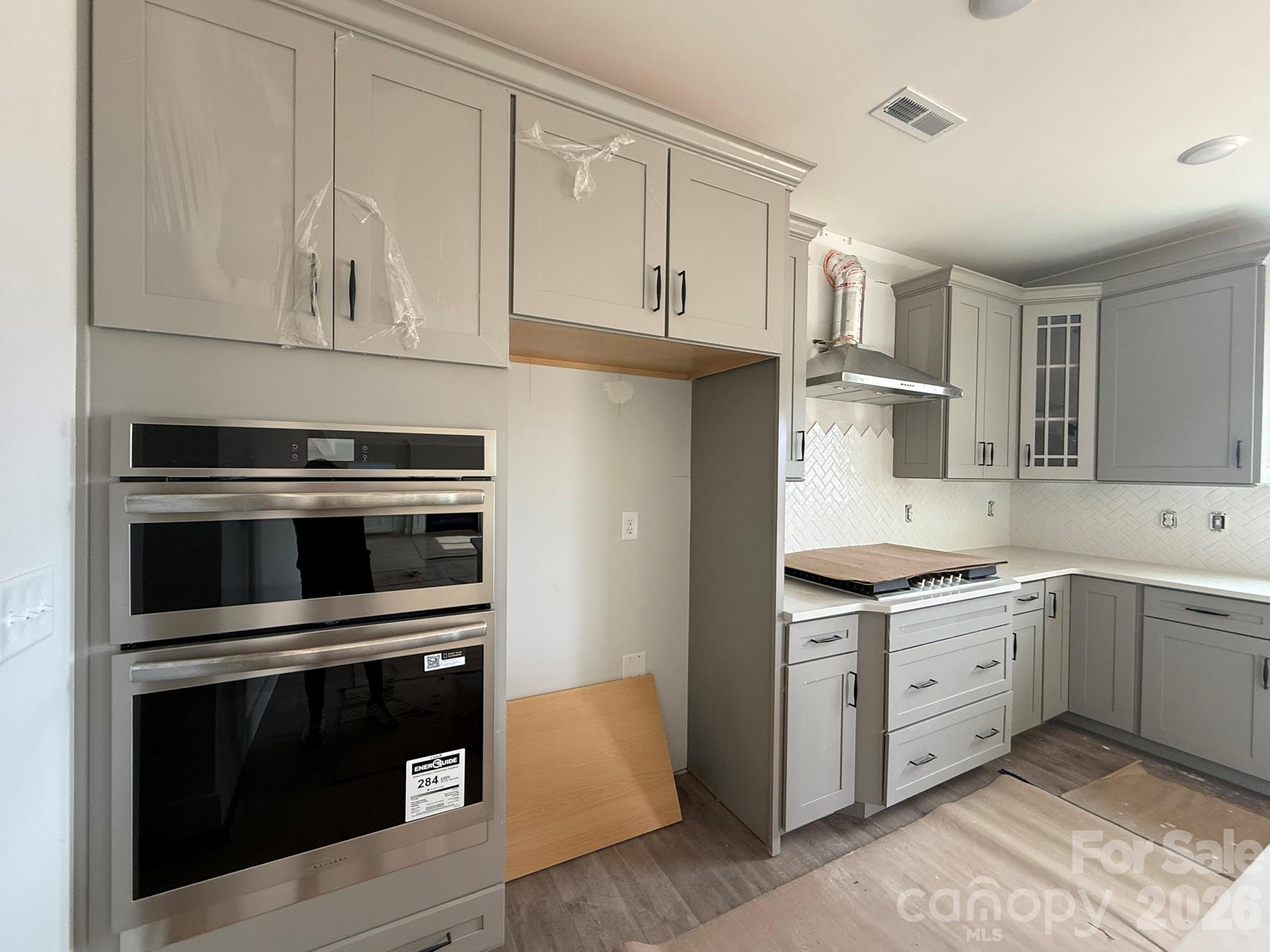 Kitchen - 2223 Caravan Lane, Stanley