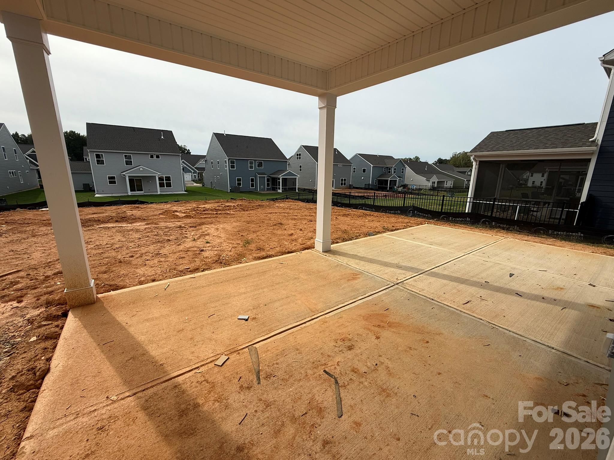 Covered porch and patio - 2223 Caravan Lane, Stanley