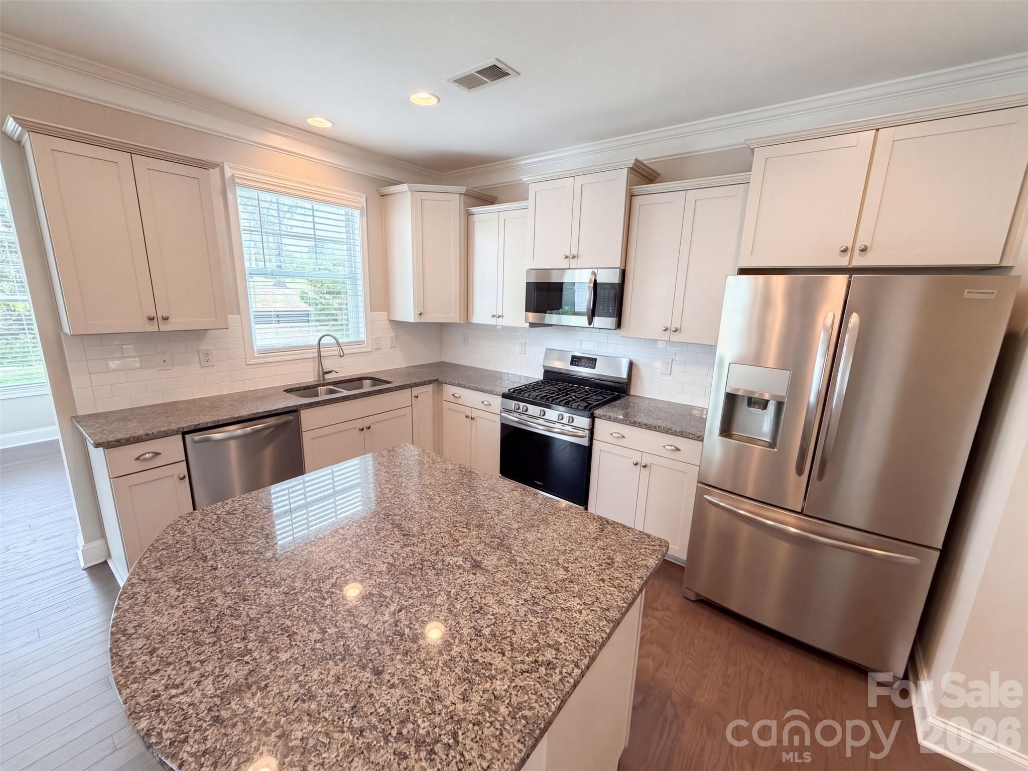 Single Family Residence at 8014 Alford Road, Indian Land, photo 3 of 30