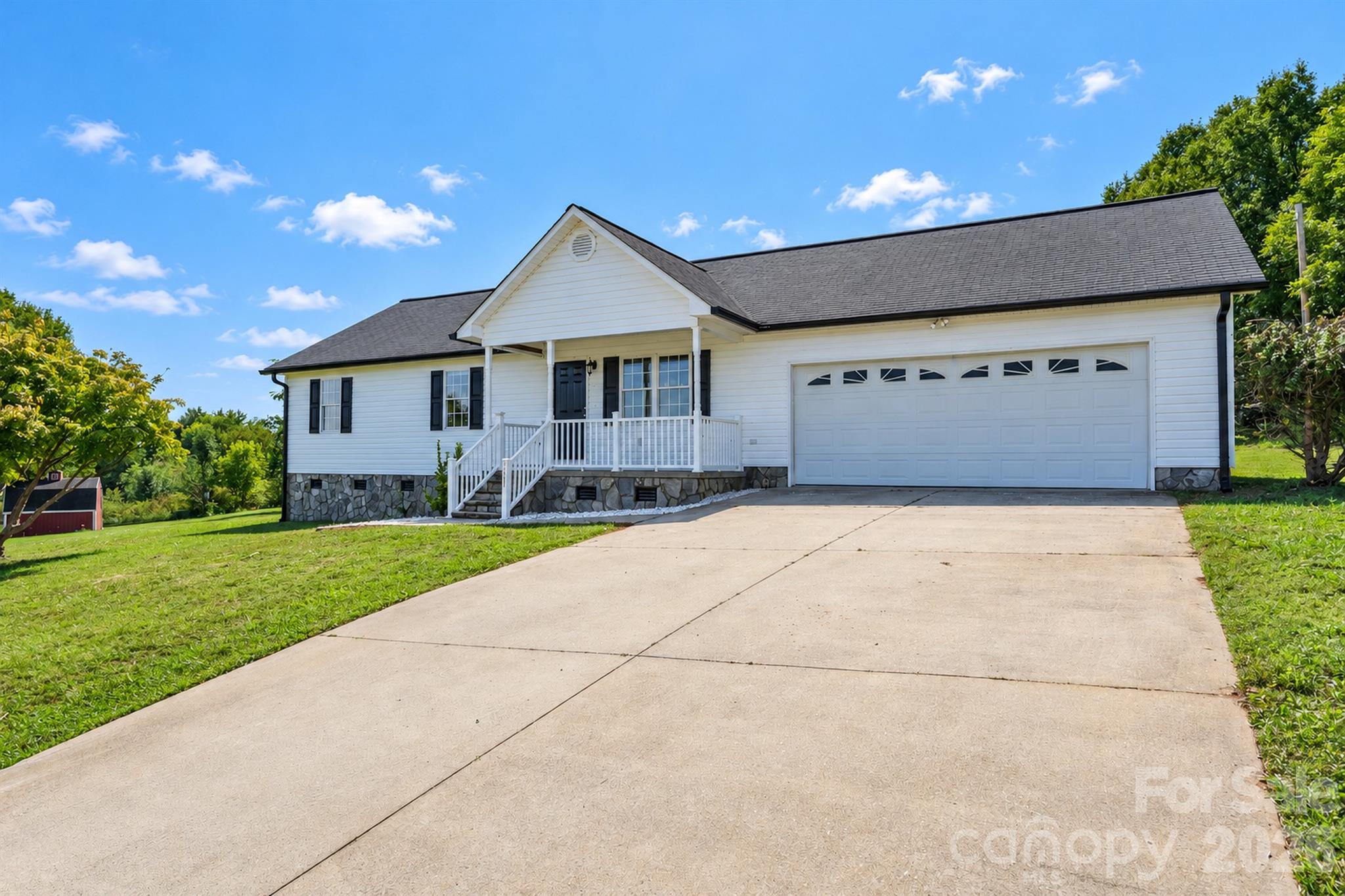 front - 1061 Isenhour Court, Maiden