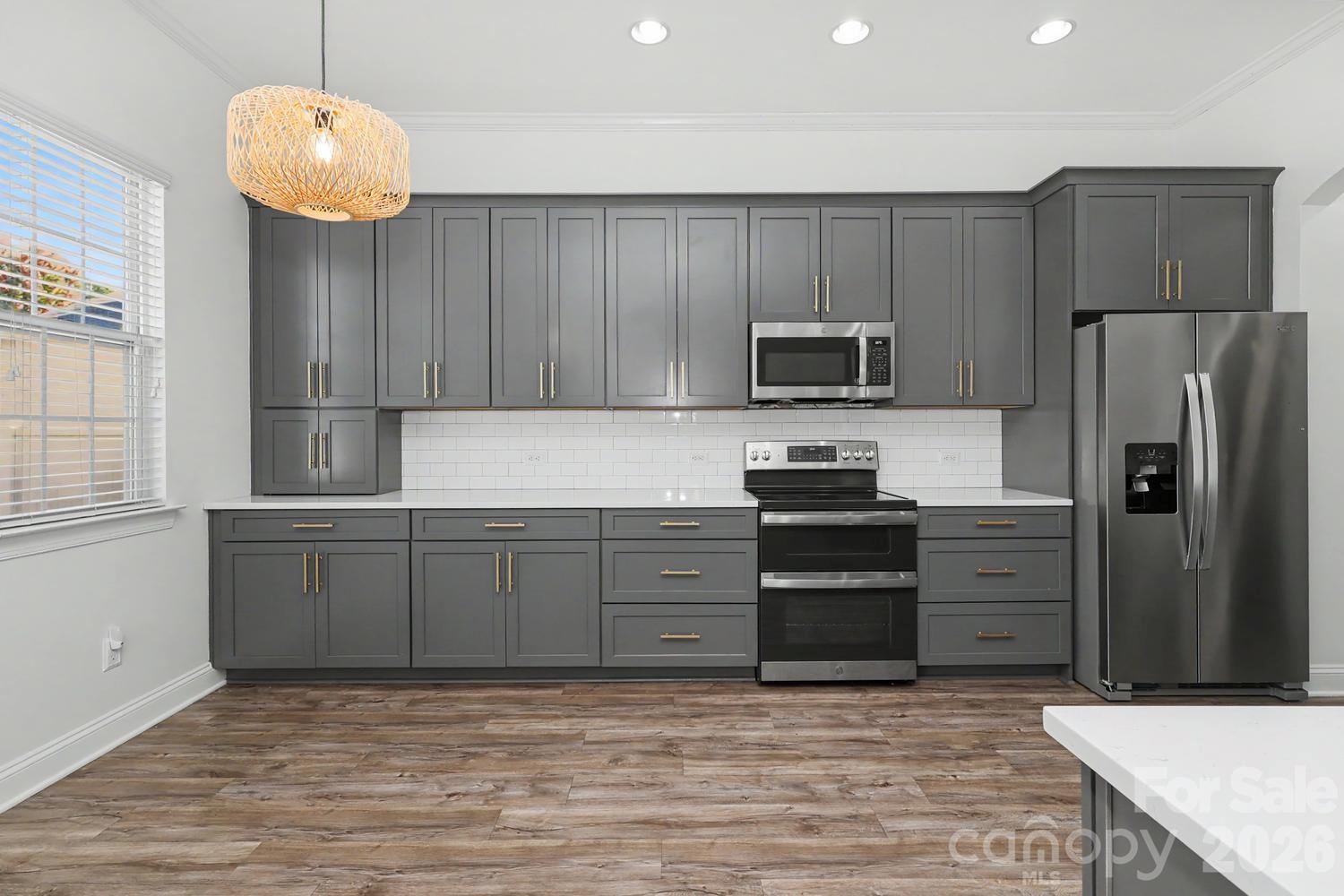 Single Family Residence at 10509 Serape Road, Charlotte, photo 13 of 41