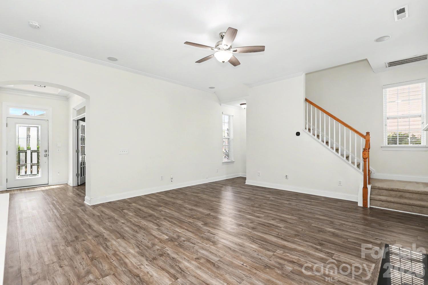 Single Family Residence at 10509 Serape Road, Charlotte, photo 15 of 41