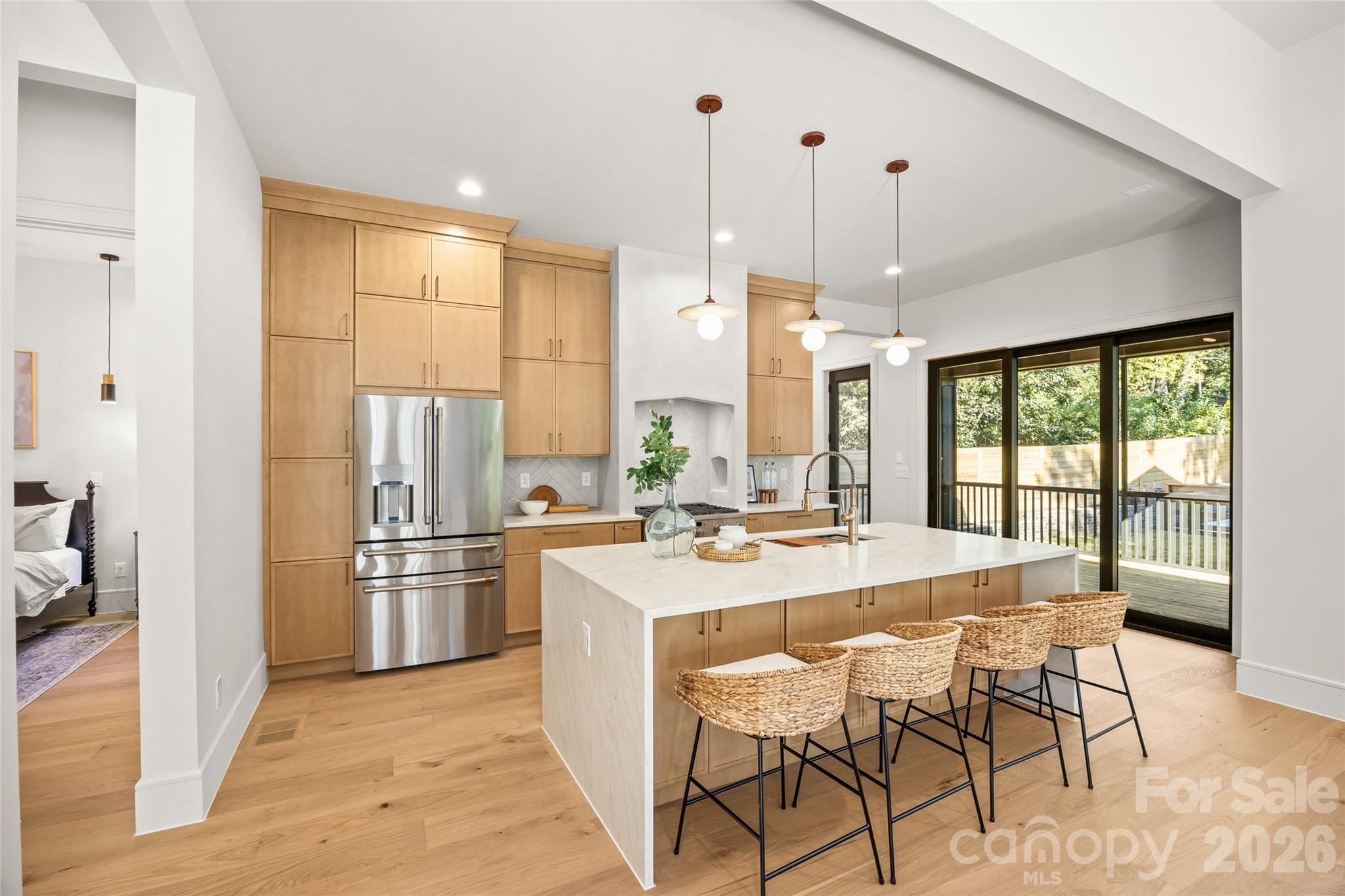 Single Family Residence at 1217 Parkwood Avenue, Charlotte, photo 6 of 48