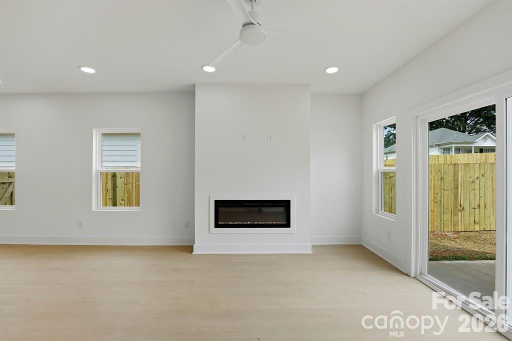 Single Family Residence at 6400 Rockwell Church Road, Charlotte, photo 4 of 13