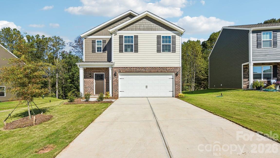 Single Family Residence at 580 Dazzle Loop, Newton, photo 2 of 63