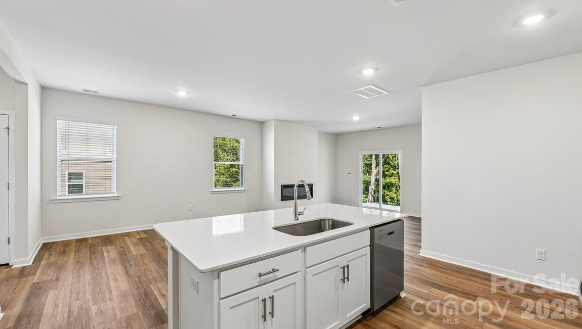 Single Family Residence at 580 Dazzle Loop, Newton, photo 24 of 63