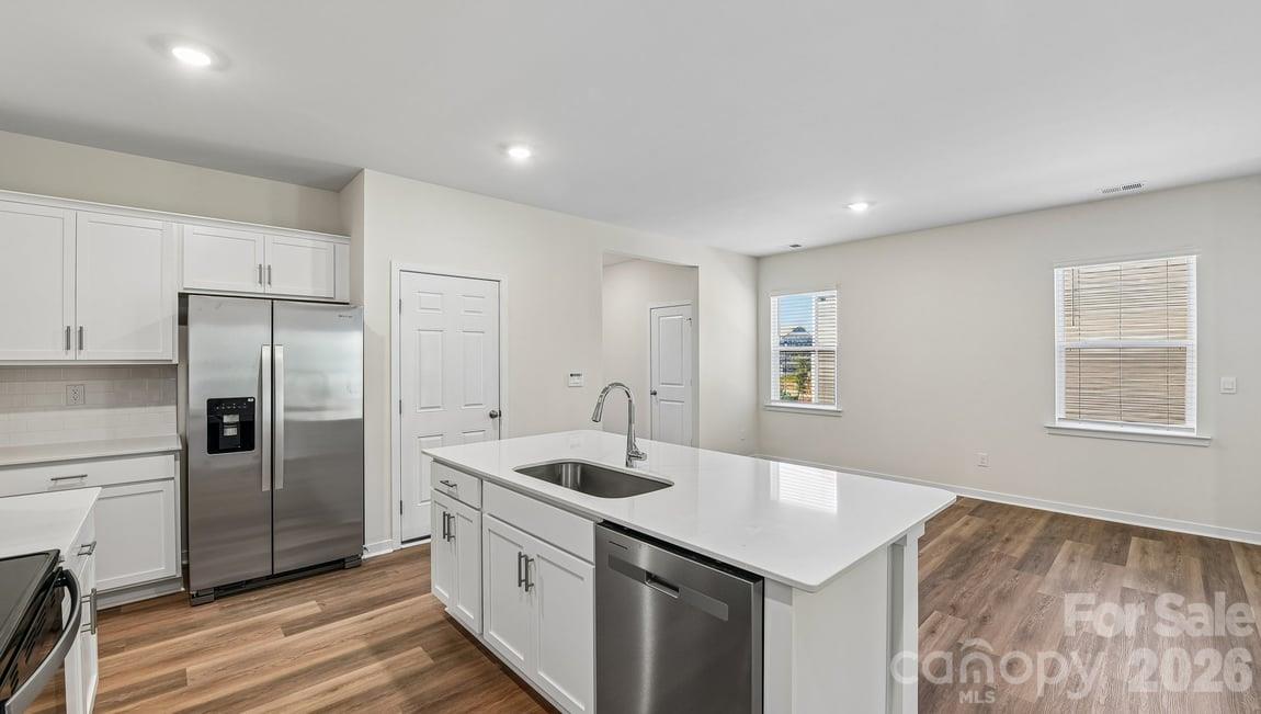 Single Family Residence at 580 Dazzle Loop, Newton, photo 26 of 63