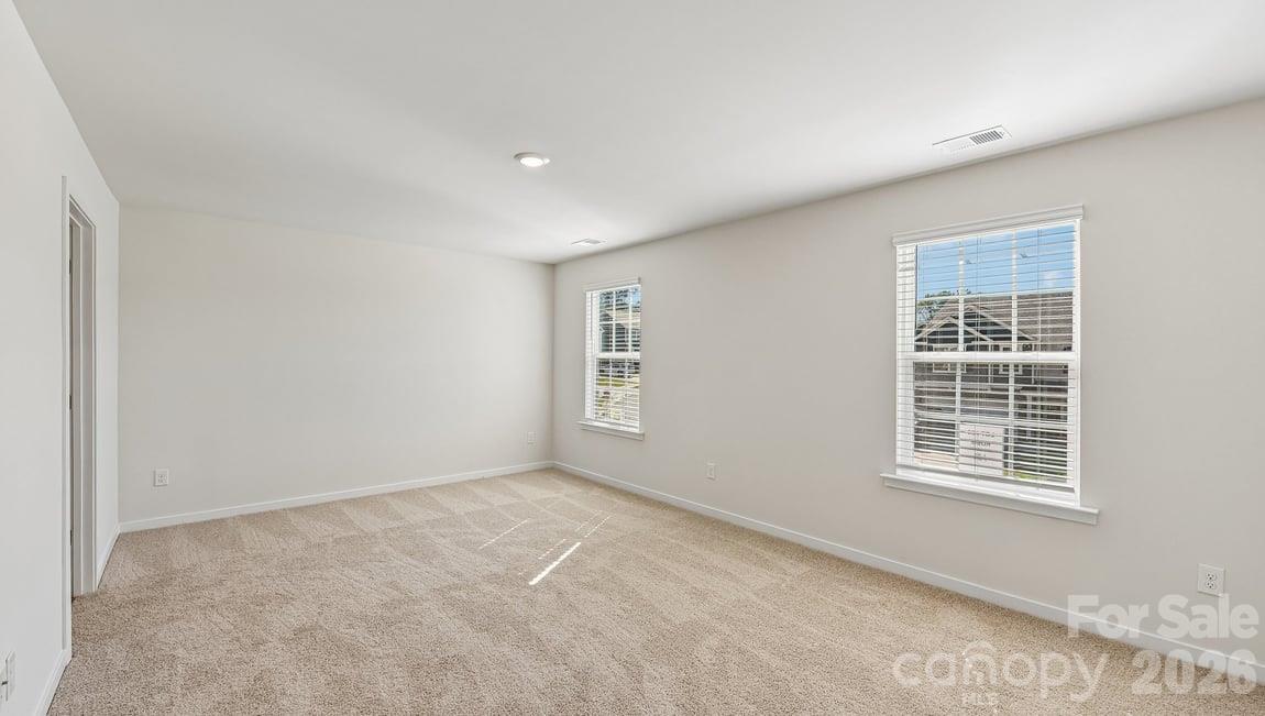 Single Family Residence at 580 Dazzle Loop, Newton, photo 38 of 63