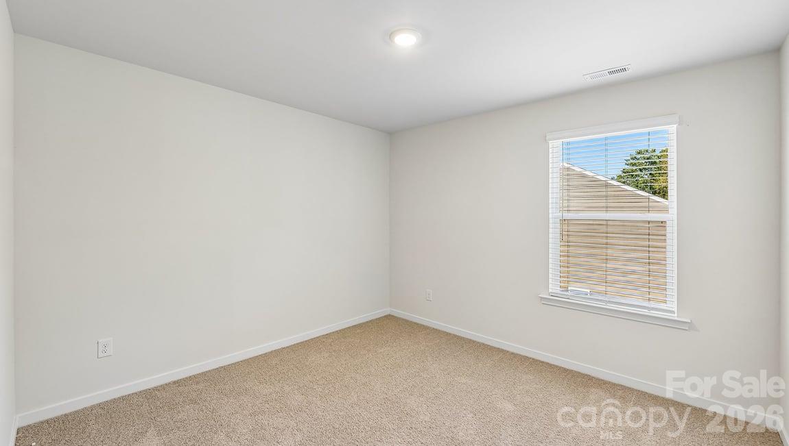 Single Family Residence at 580 Dazzle Loop, Newton, photo 52 of 63
