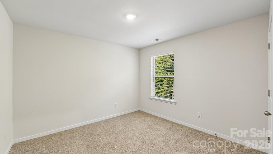 Single Family Residence at 580 Dazzle Loop, Newton, photo 56 of 63