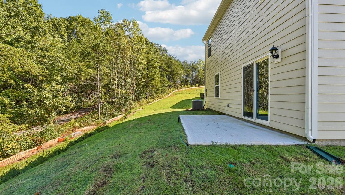 Single Family Residence at 580 Dazzle Loop, Newton, photo 60 of 63
