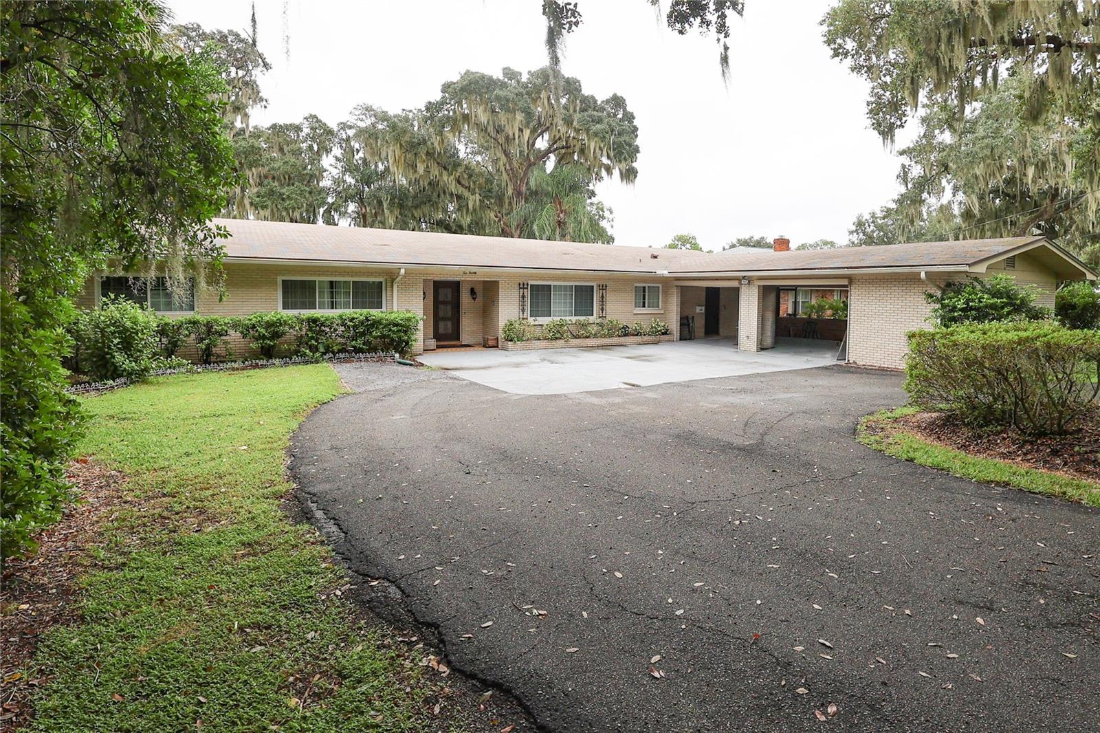 1020 W LAKE HAMILTON DR