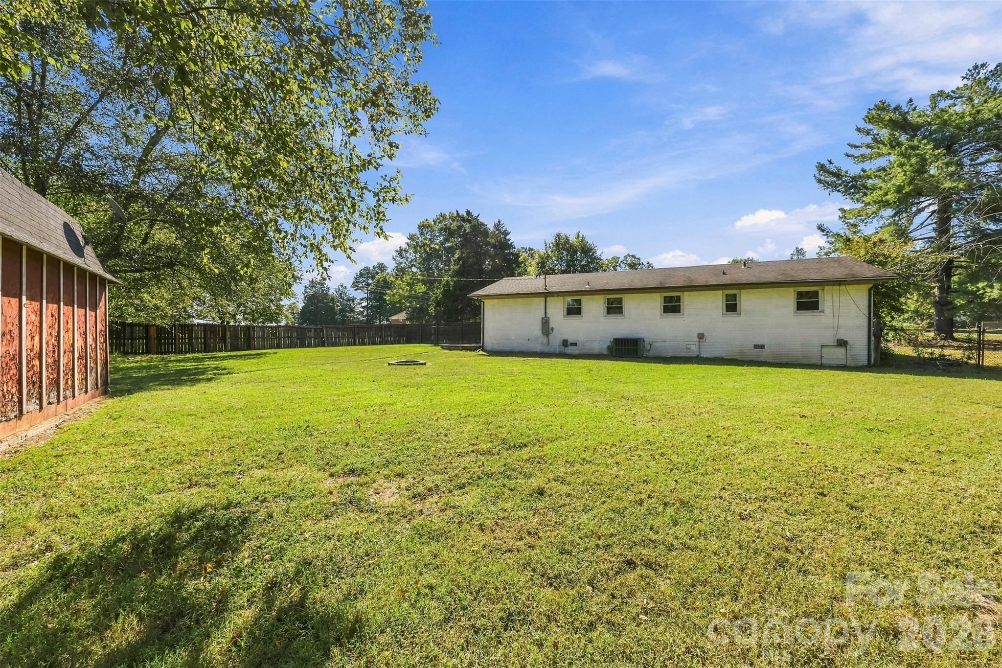 Single Family Residence at 125 Longfield Drive, Mooresville, photo 34 of 35