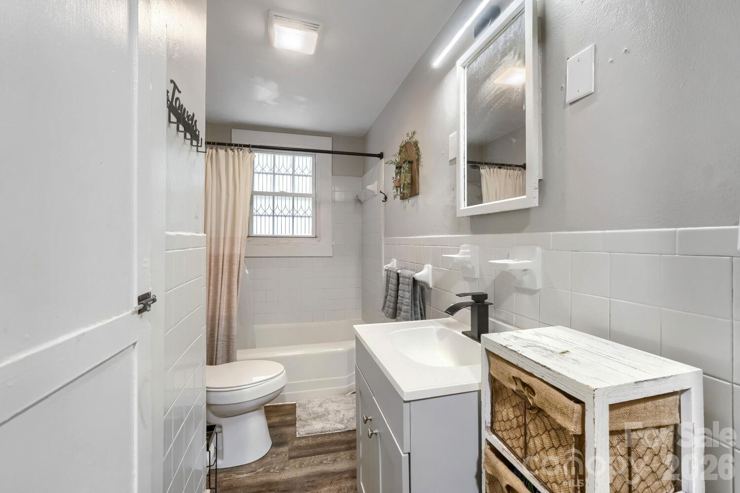 Bathroom - 712 Baker Street, Kannapolis