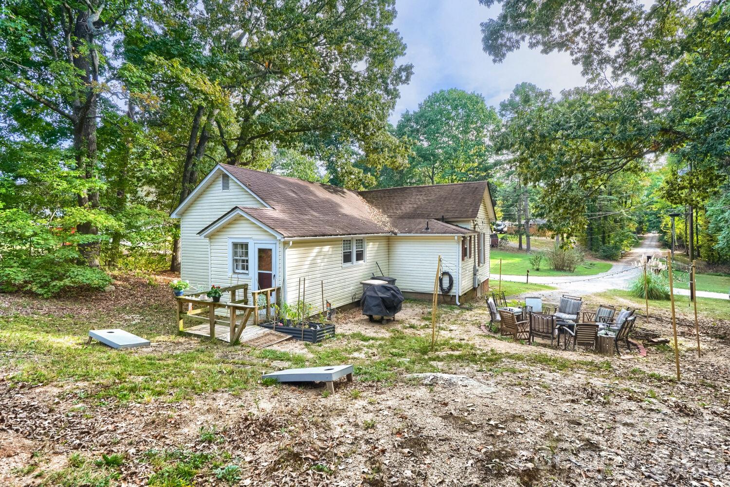 Exterior Rare - 712 Baker Street, Kannapolis