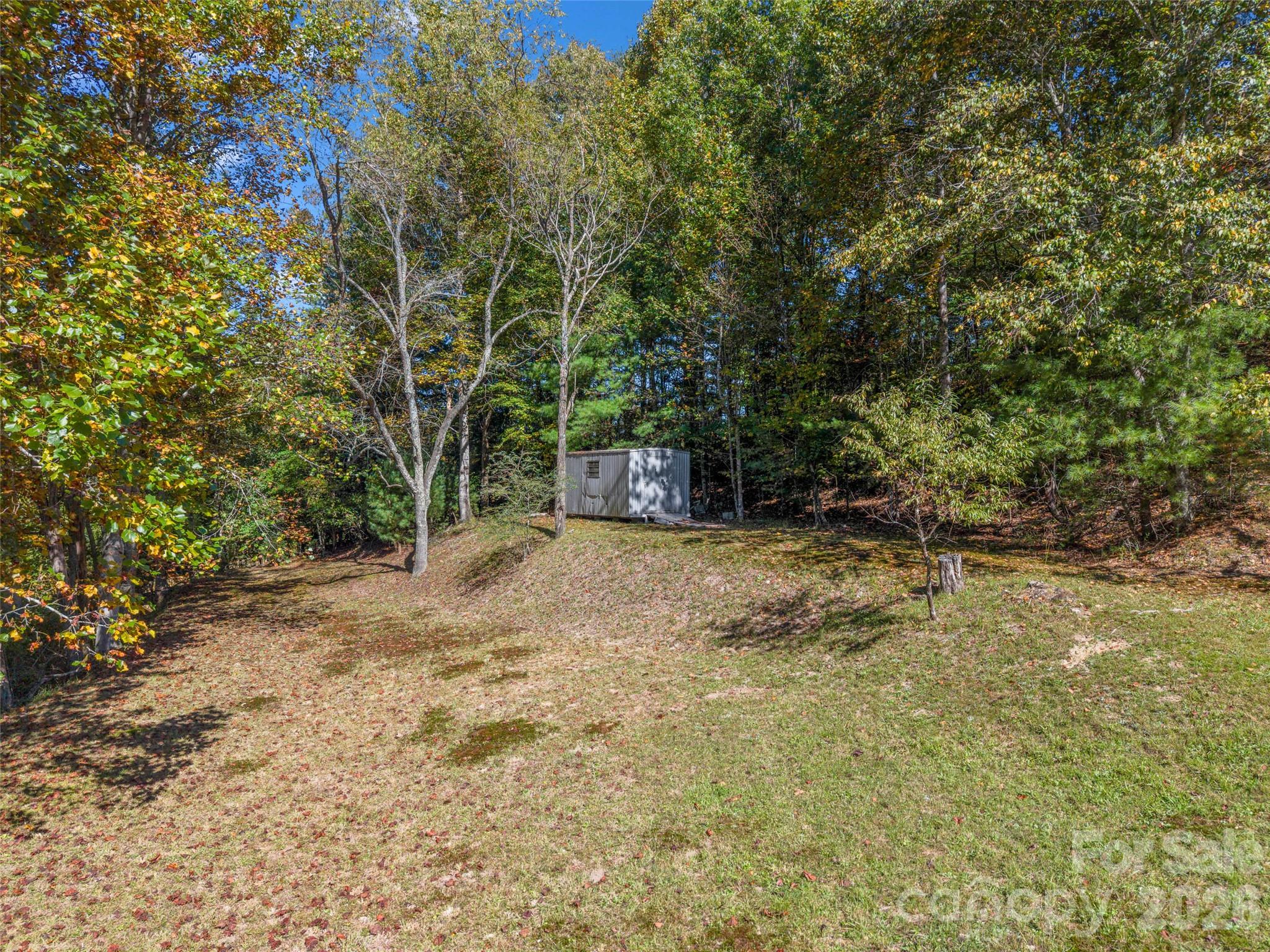 Single Family Residence at 468 Willow Springs Cove, Hendersonville, photo 9 of 43