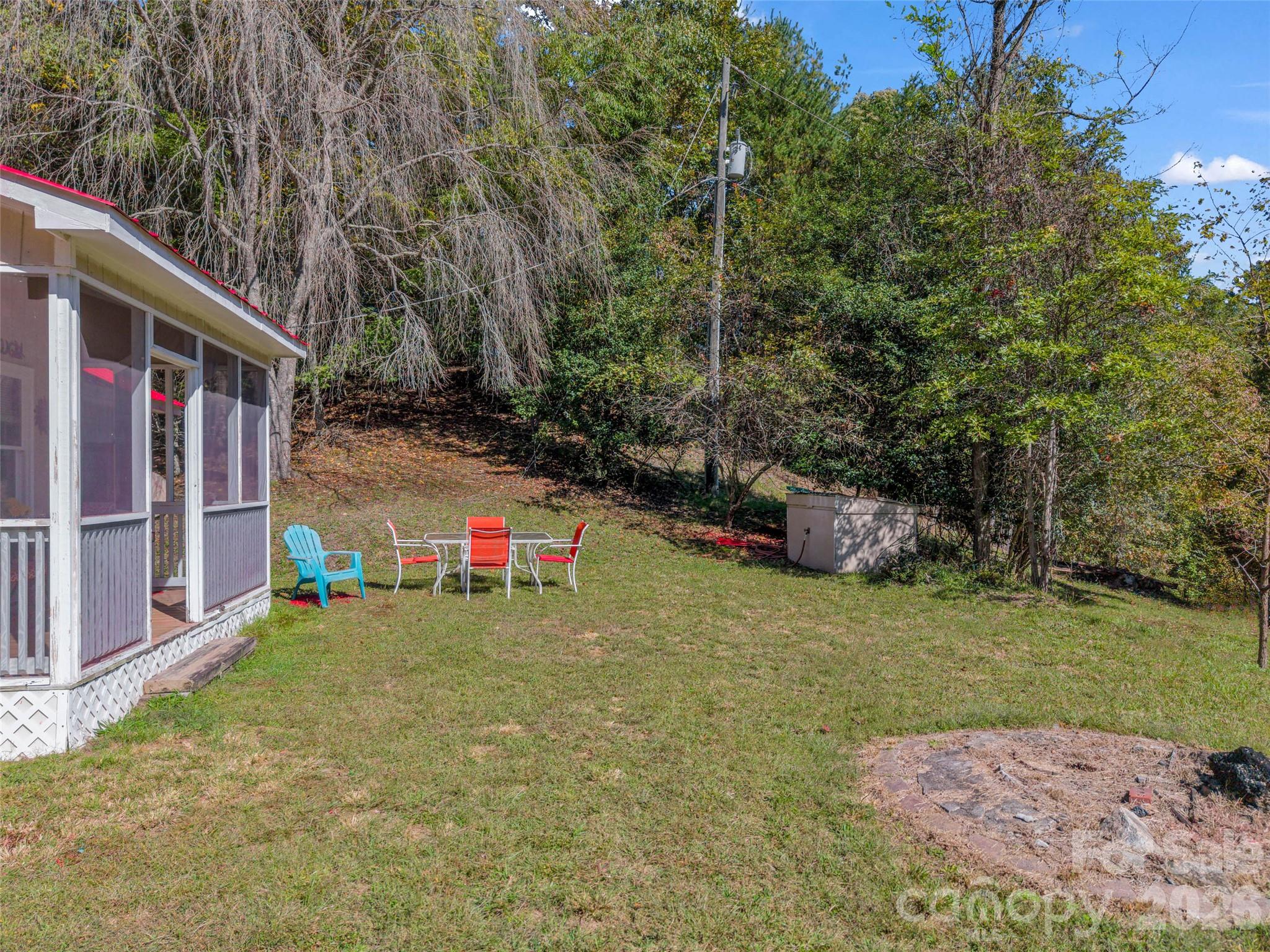 Single Family Residence at 468 Willow Springs Cove, Hendersonville, photo 12 of 43