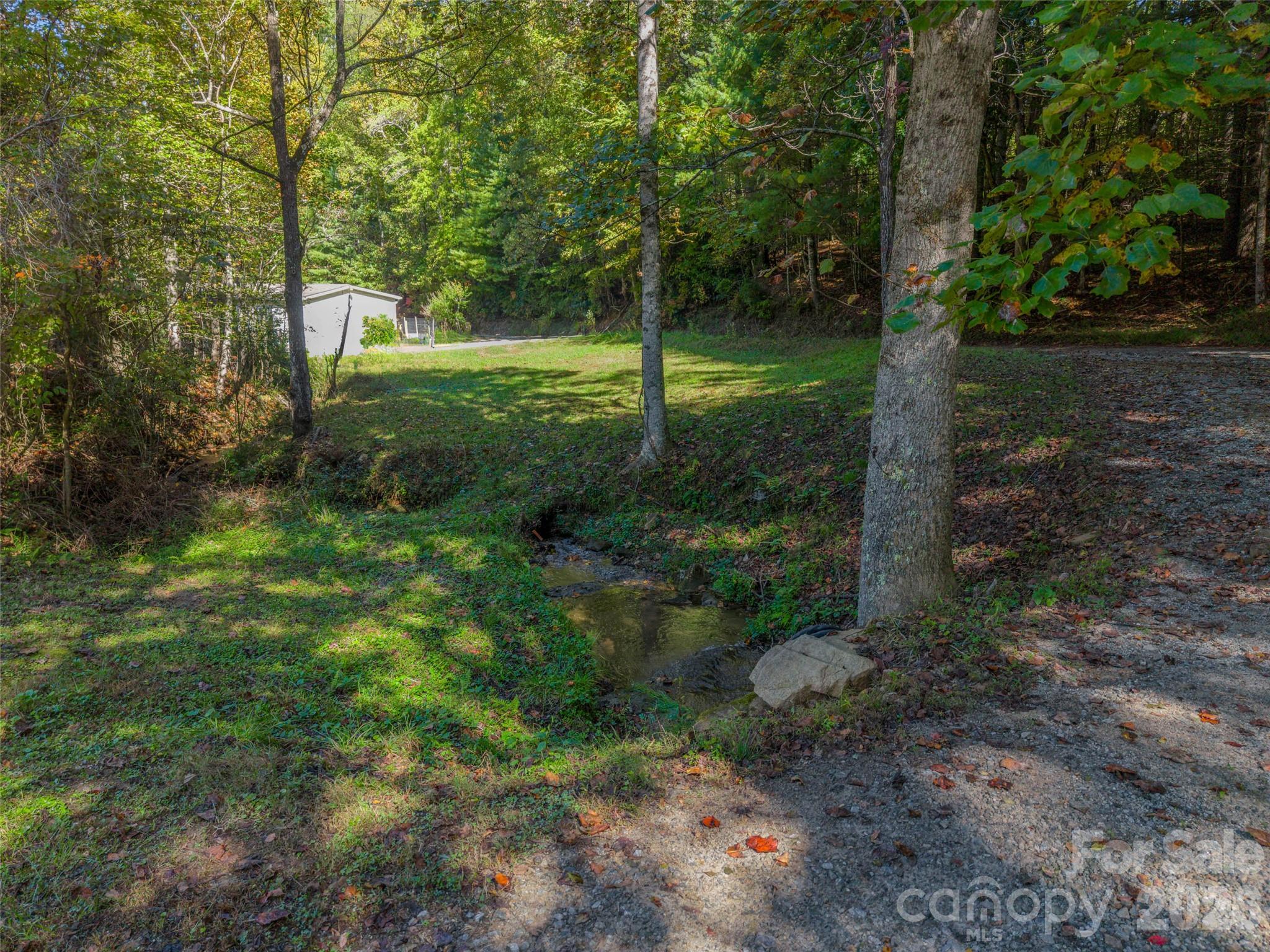 Single Family Residence at 468 Willow Springs Cove, Hendersonville, photo 14 of 43