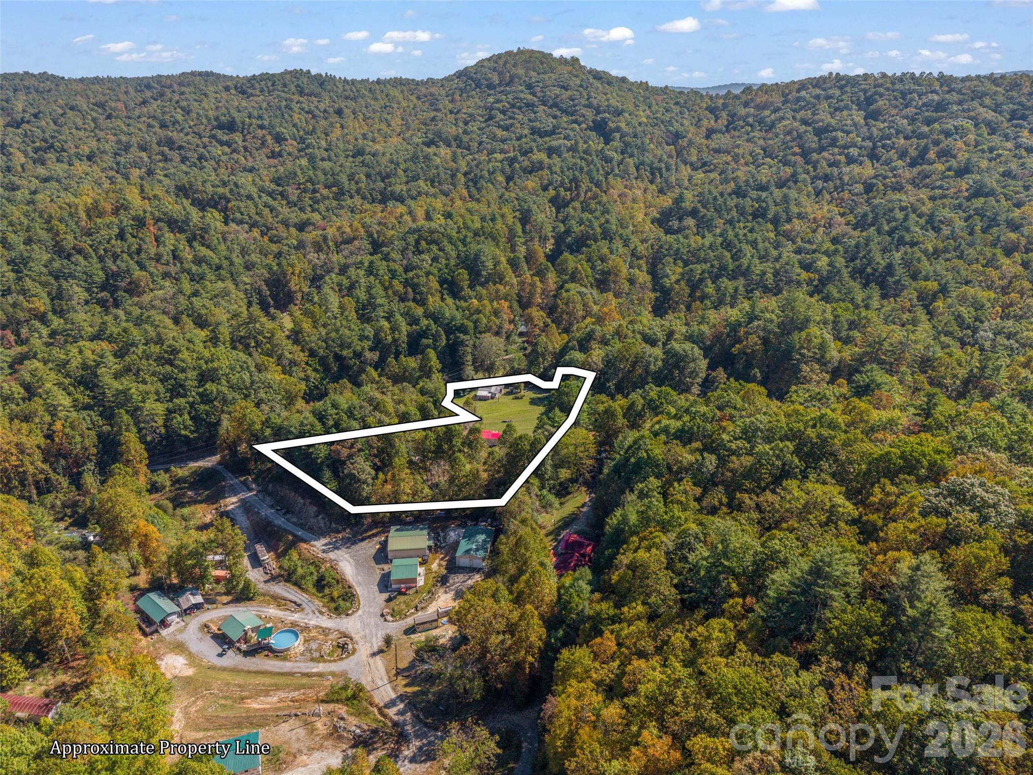 Single Family Residence at 468 Willow Springs Cove, Hendersonville, photo 34 of 43
