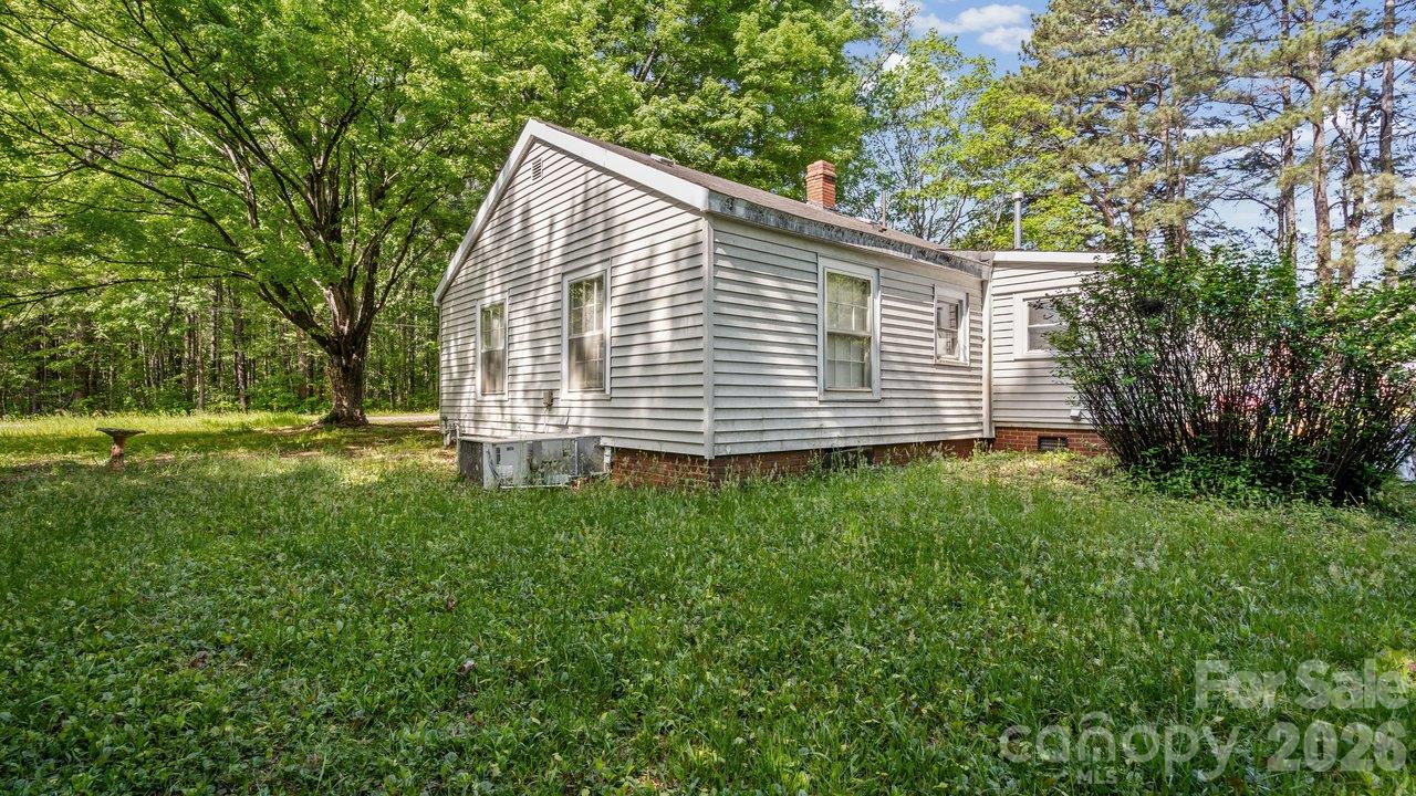 Single Family Residence at 515 E Torbush Drive, Salisbury, photo 29 of 38